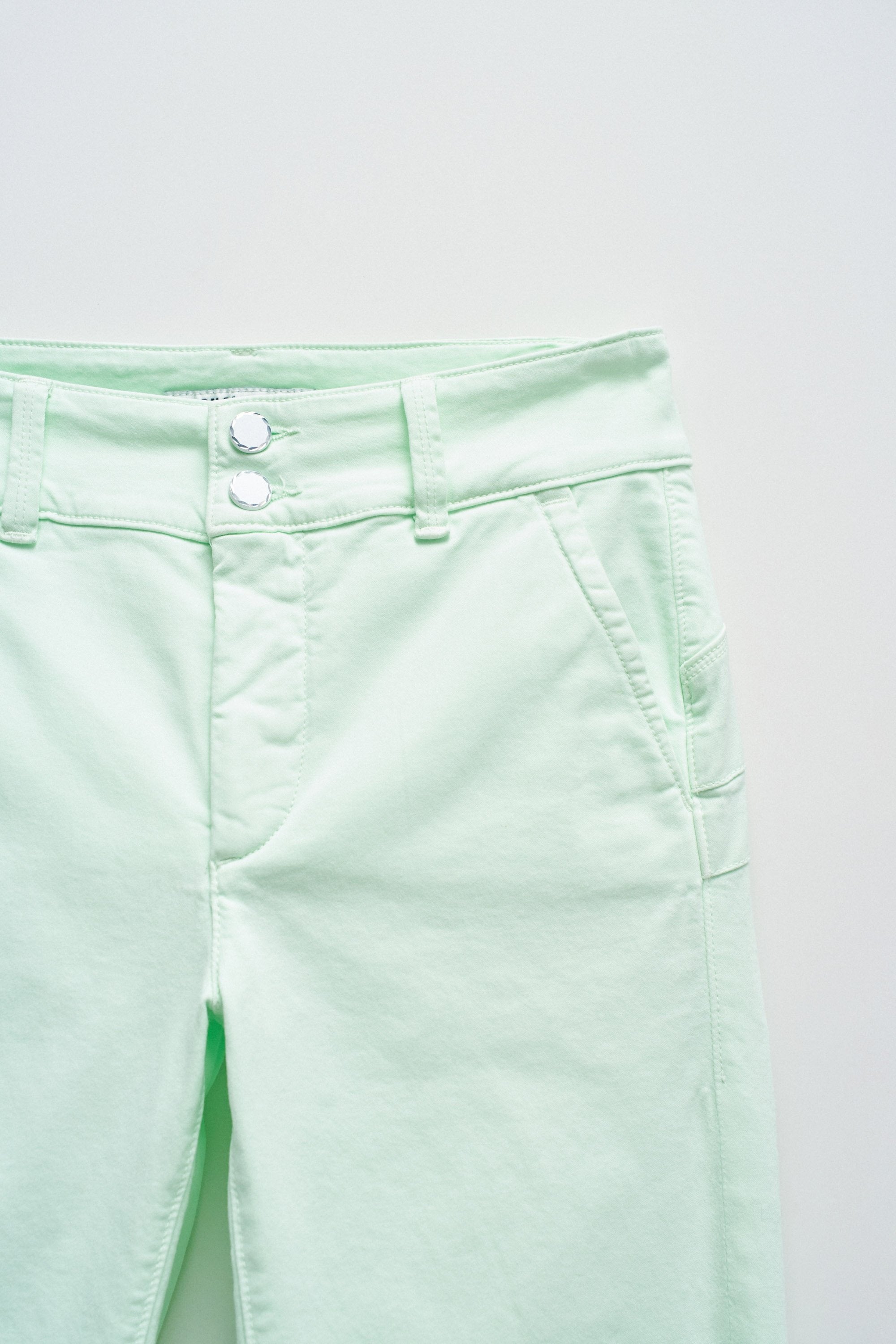 Secret Chino en Light Green V1 Pantalon Salsa Jeans