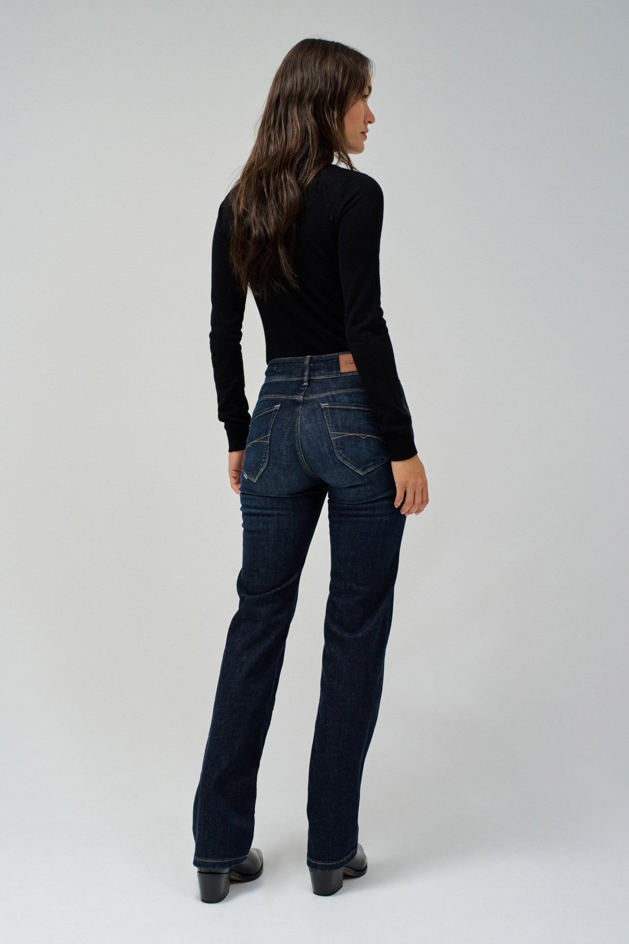 Secret Straight Denim in Medium Wash Jeans Salsa Jeans