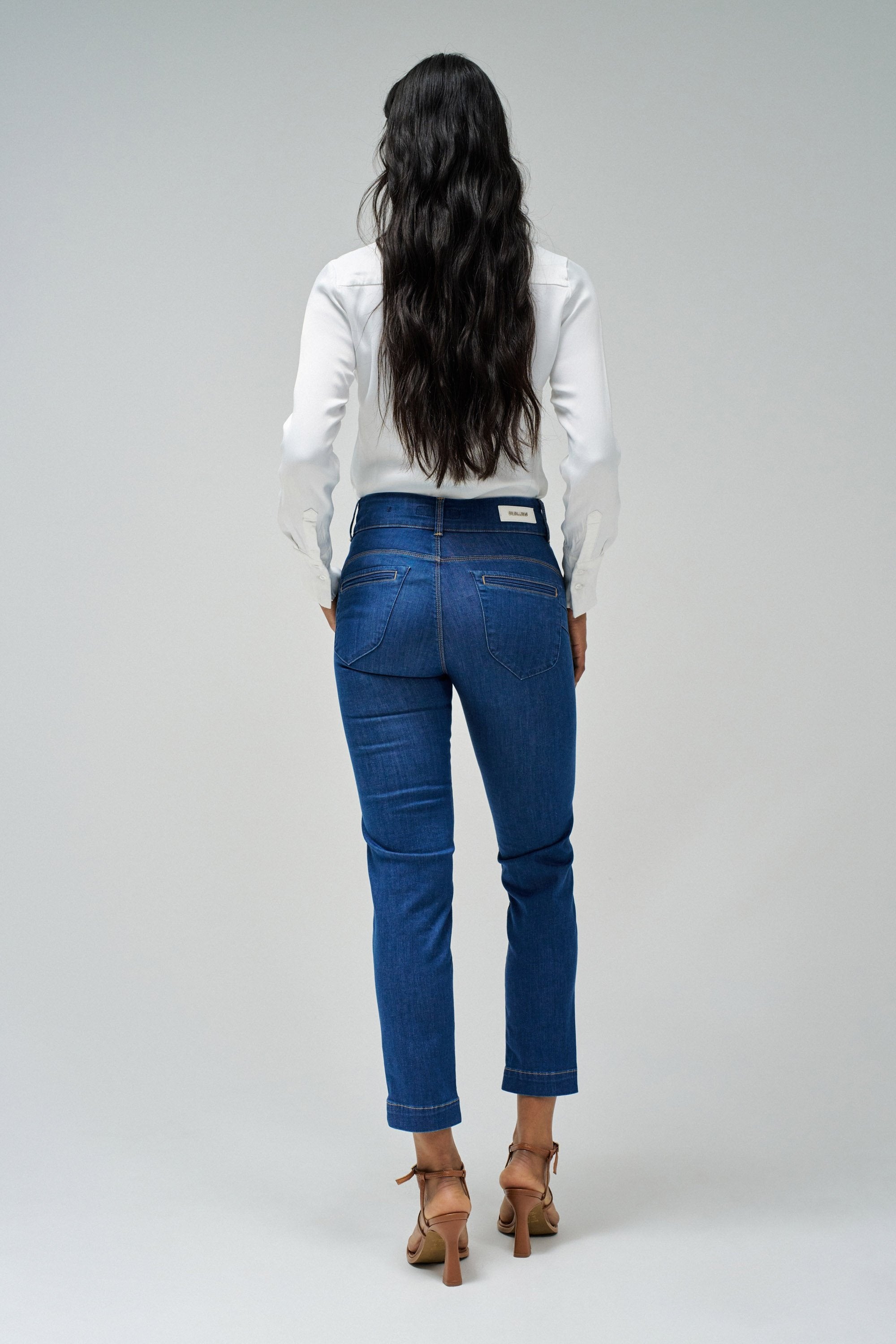 Secret Denim Crop Slim en Medium Wash