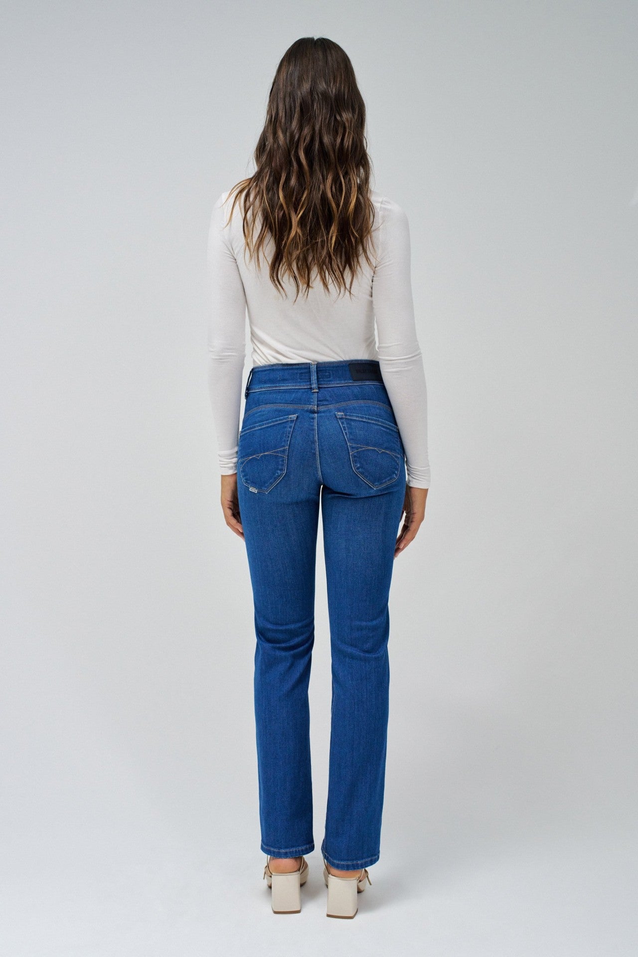 Secret Straight Medium Wash in Medium Light Jeans Salsa Jeans