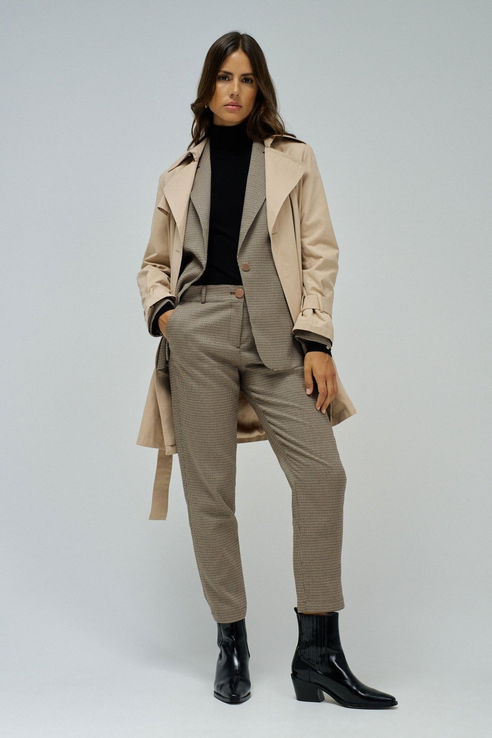Basic High Waist Chino in Medium Brown Pantalons Salsa Jeans
