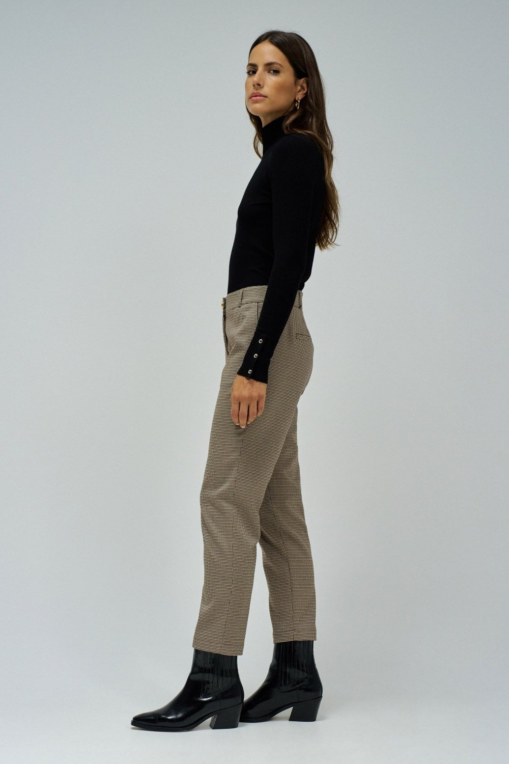 Basic High Waist Chino in Medium Brown Pantalons Salsa Jeans