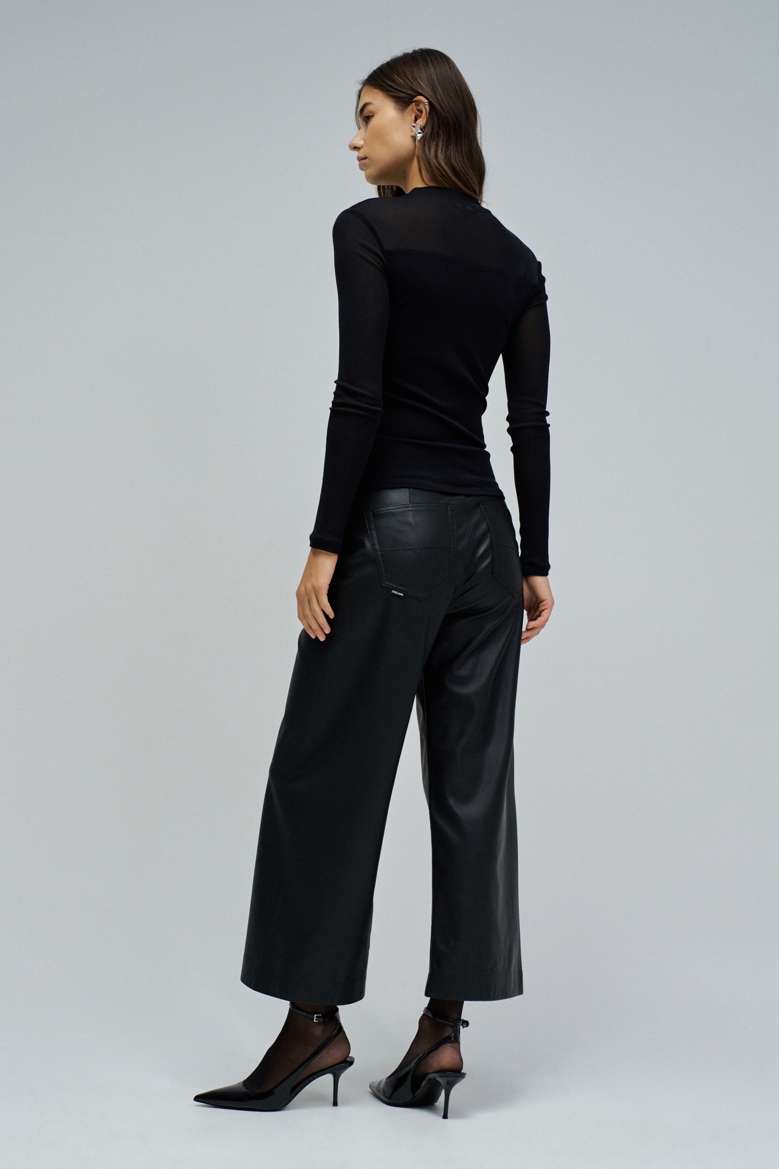 Manchon long avec transparence en noir