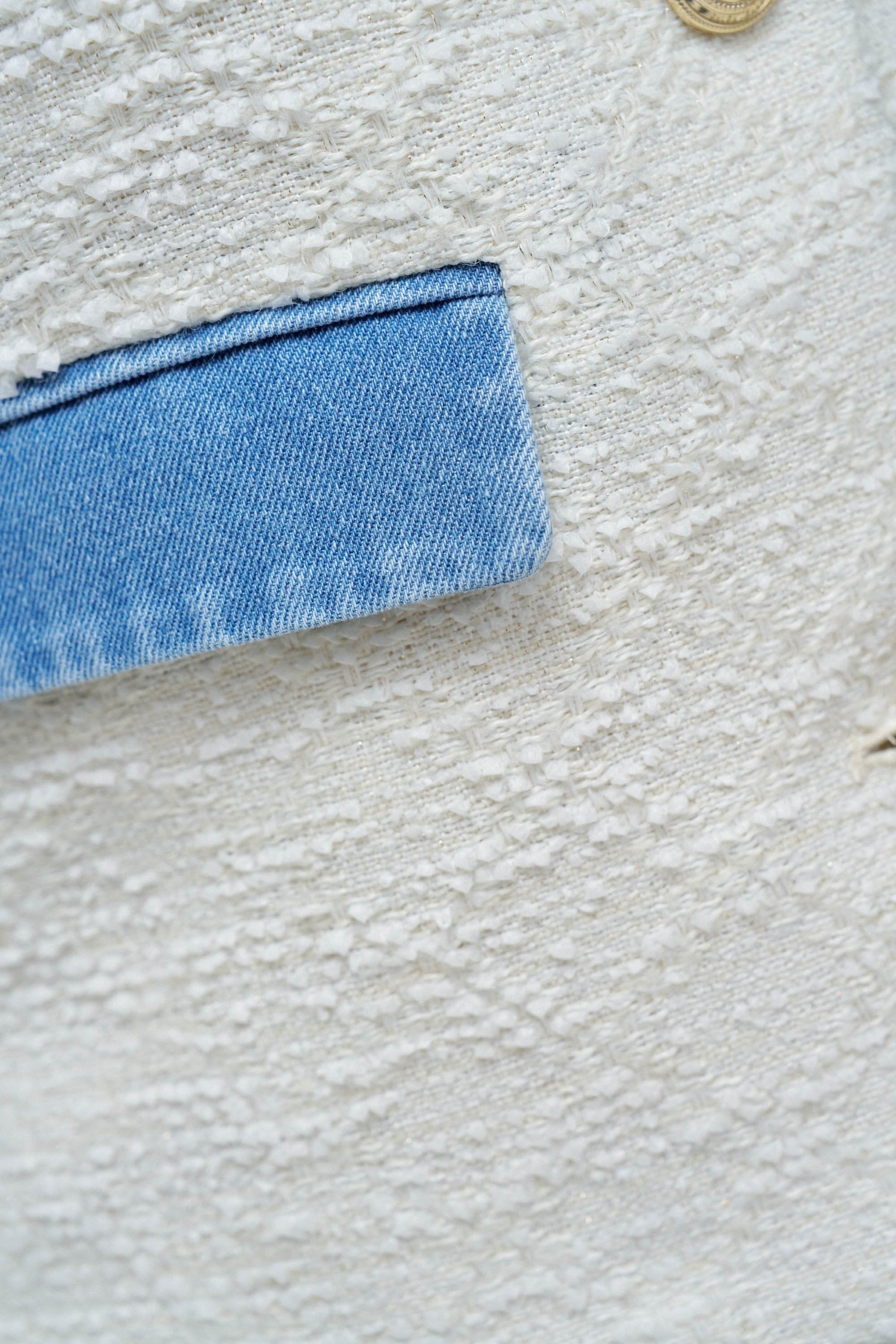 Veste en tweed style Chanel, couleur beige clair