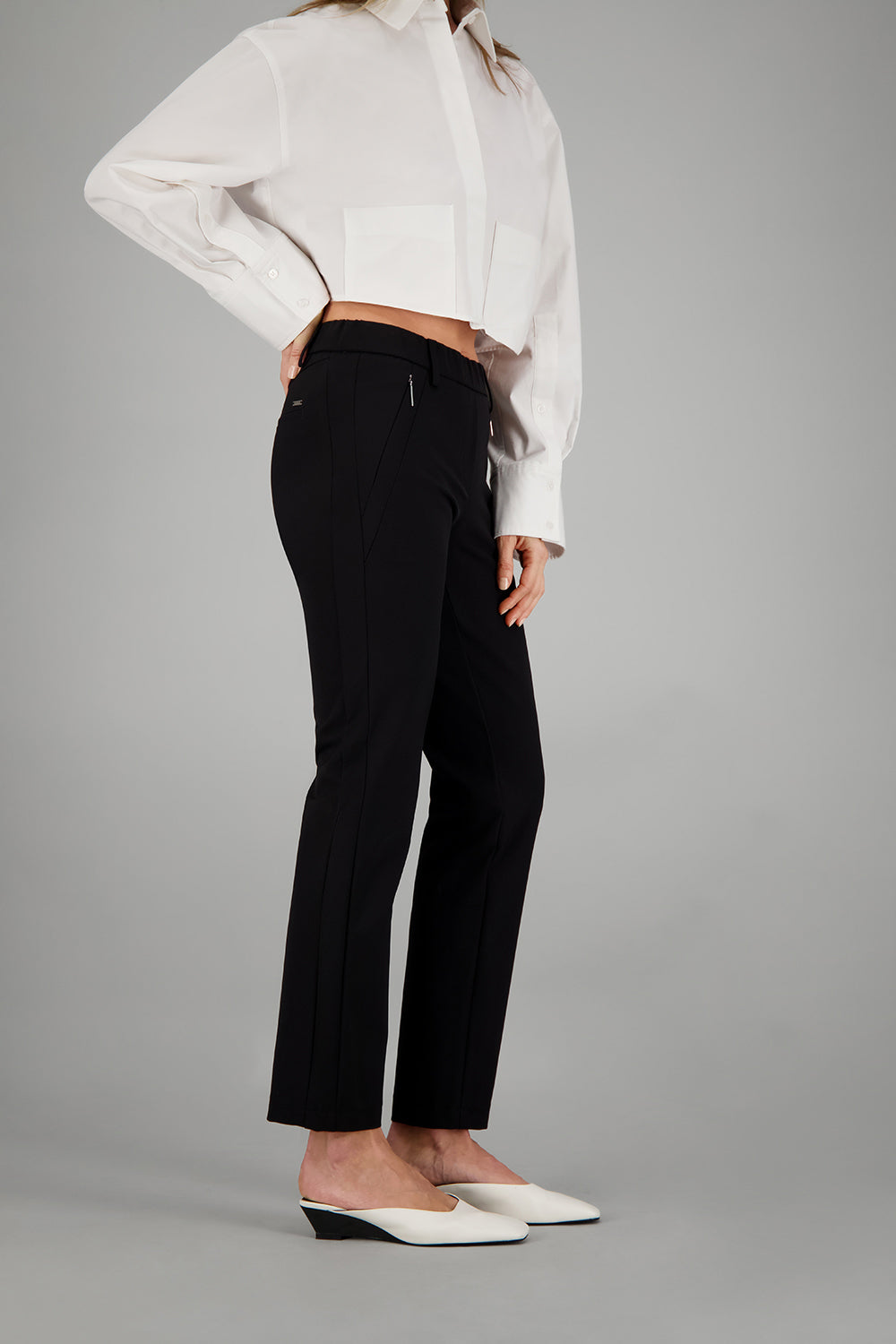 ZENE57 Pantalon en noir Pantalons Gardeur