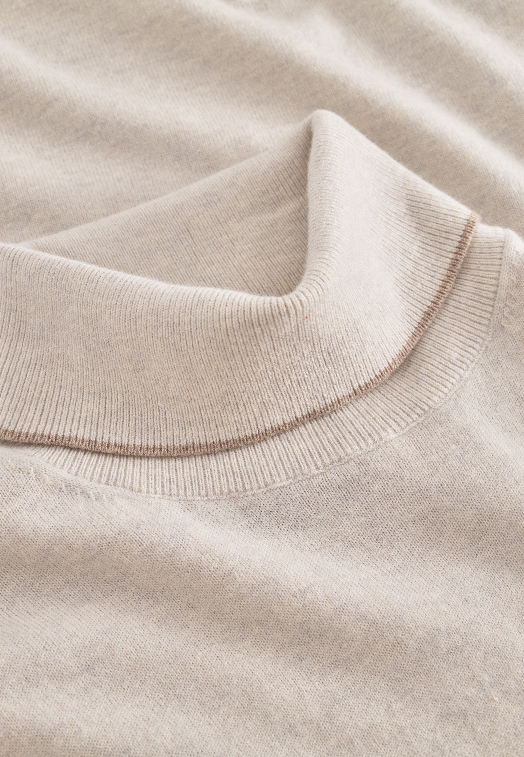 Turtleneck Merino Blend in Offwhite Pullover Colours and Sons   