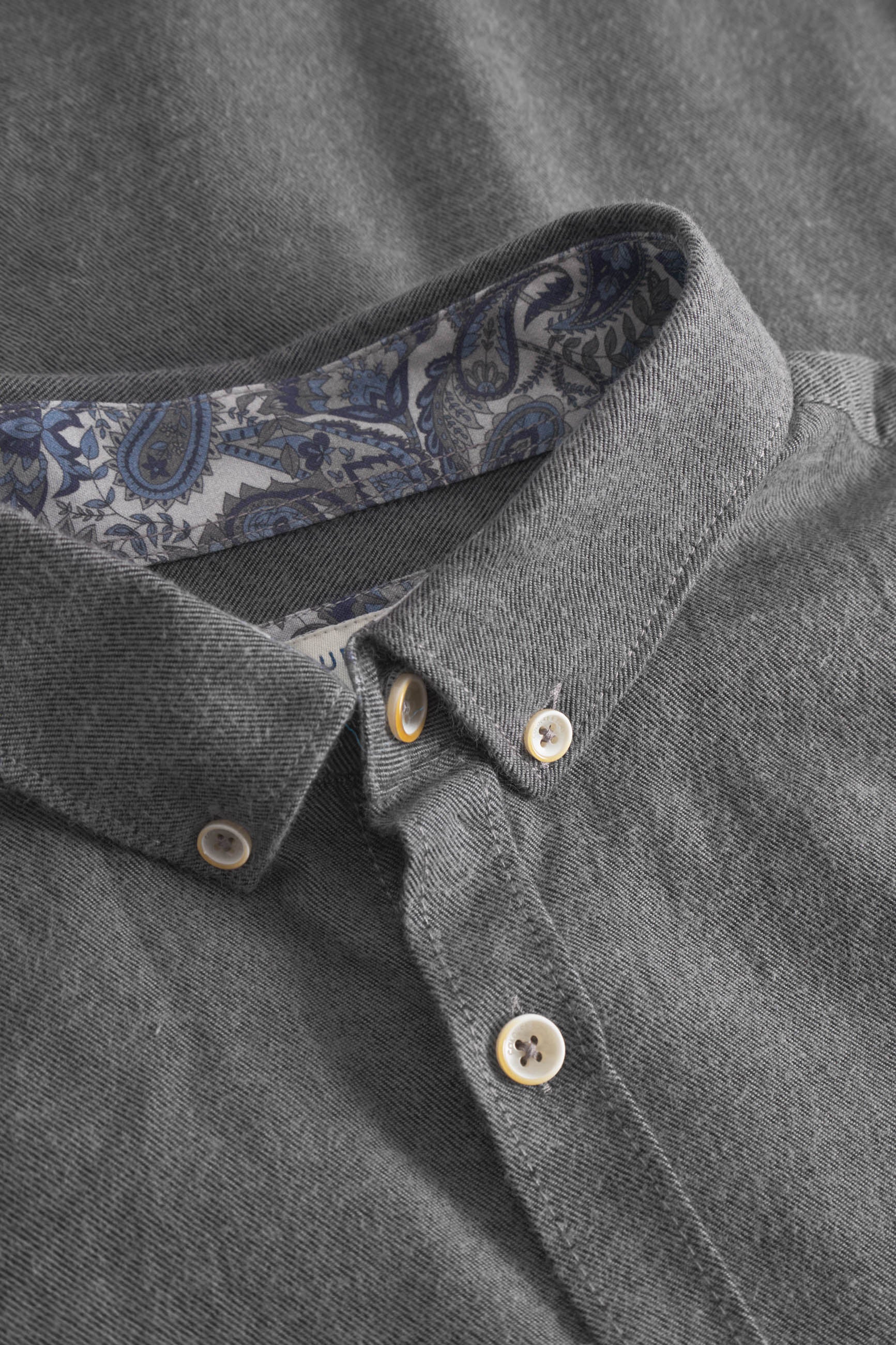 Shirt Brushed Twill in Anthracite Chemises Colours and Sons   