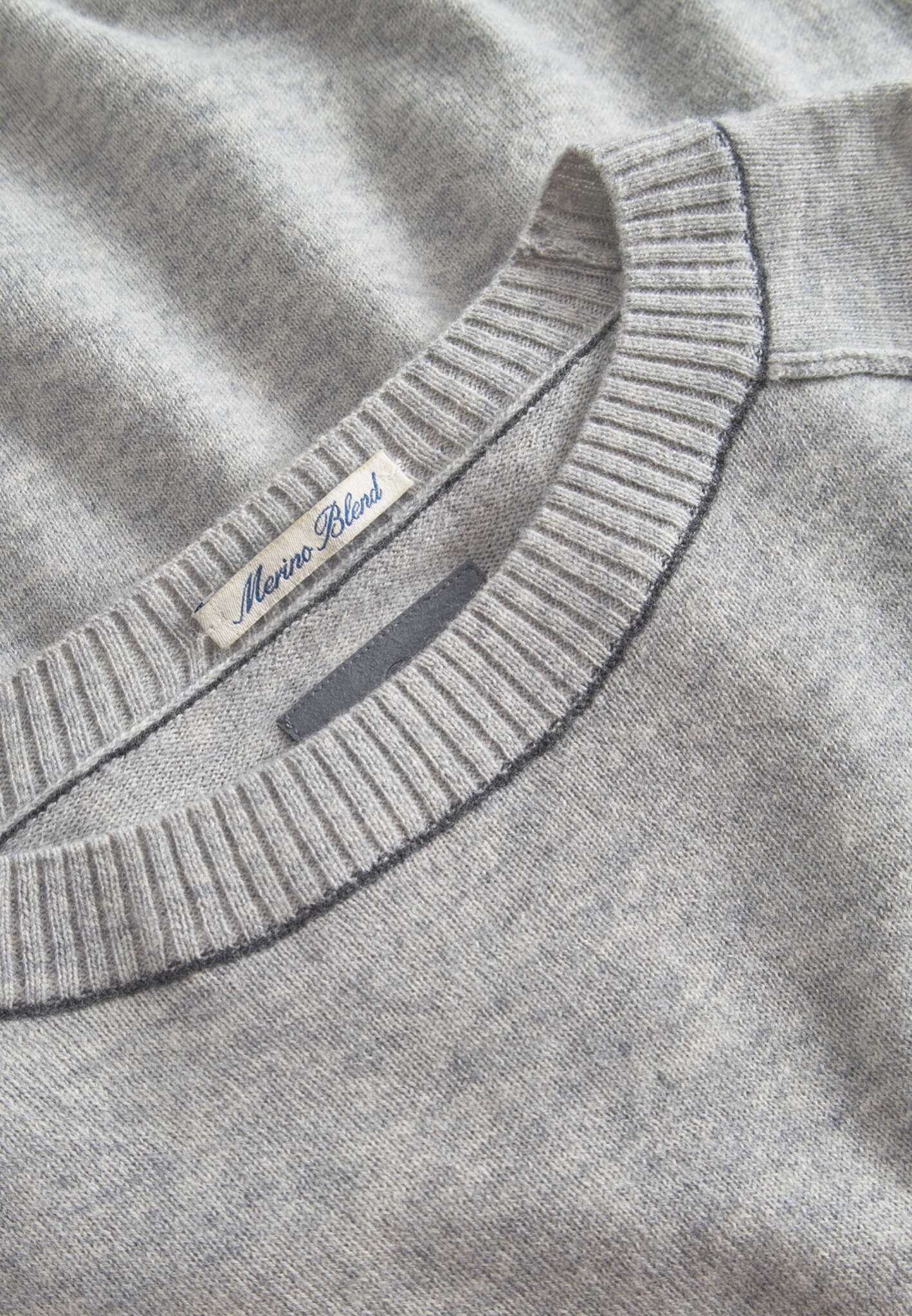 Roundneck-Merino Blend in Silver Pullover Colours and Sons