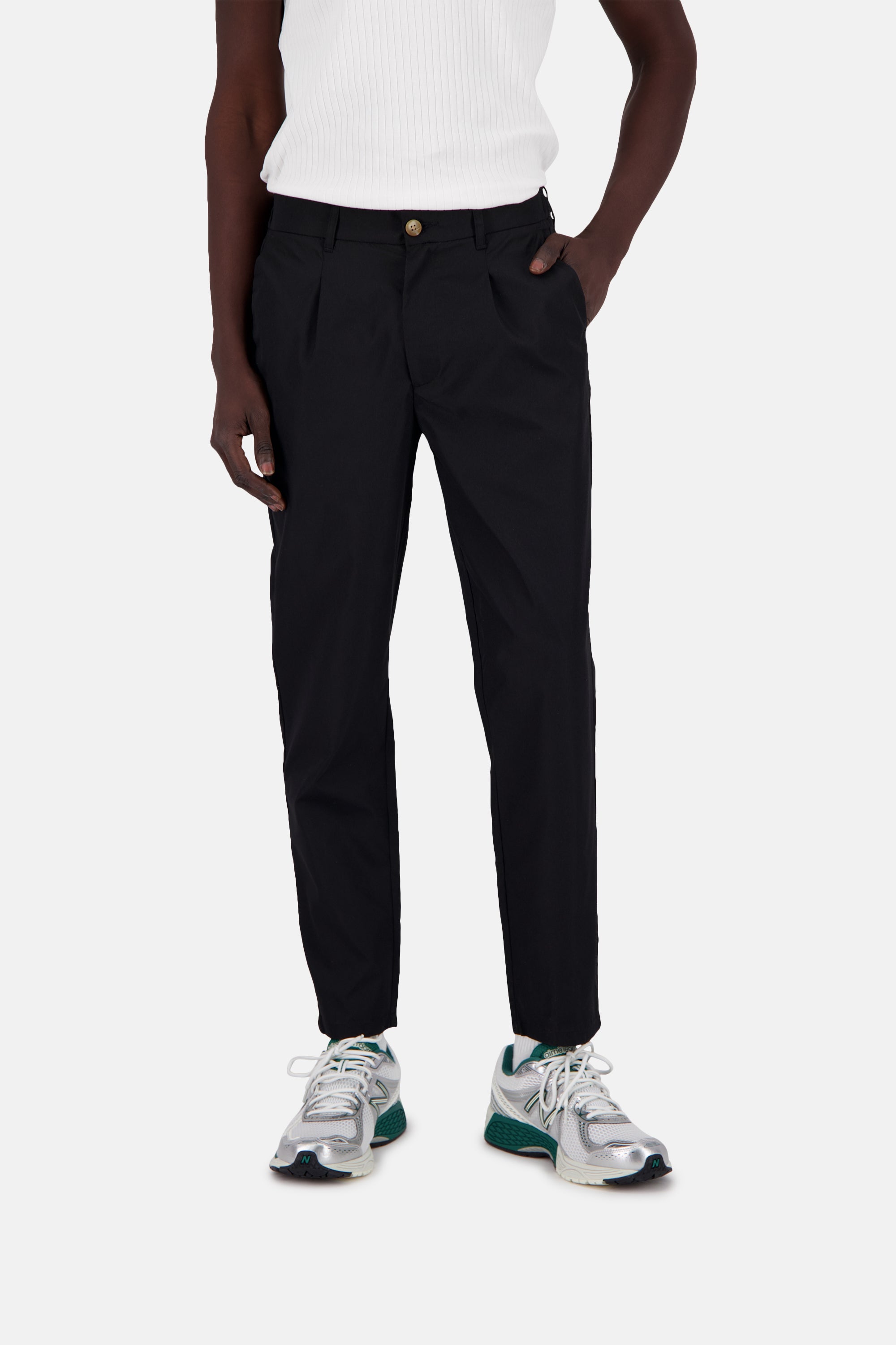 Pants-Cropped in Black Pantalon Colours and Sons