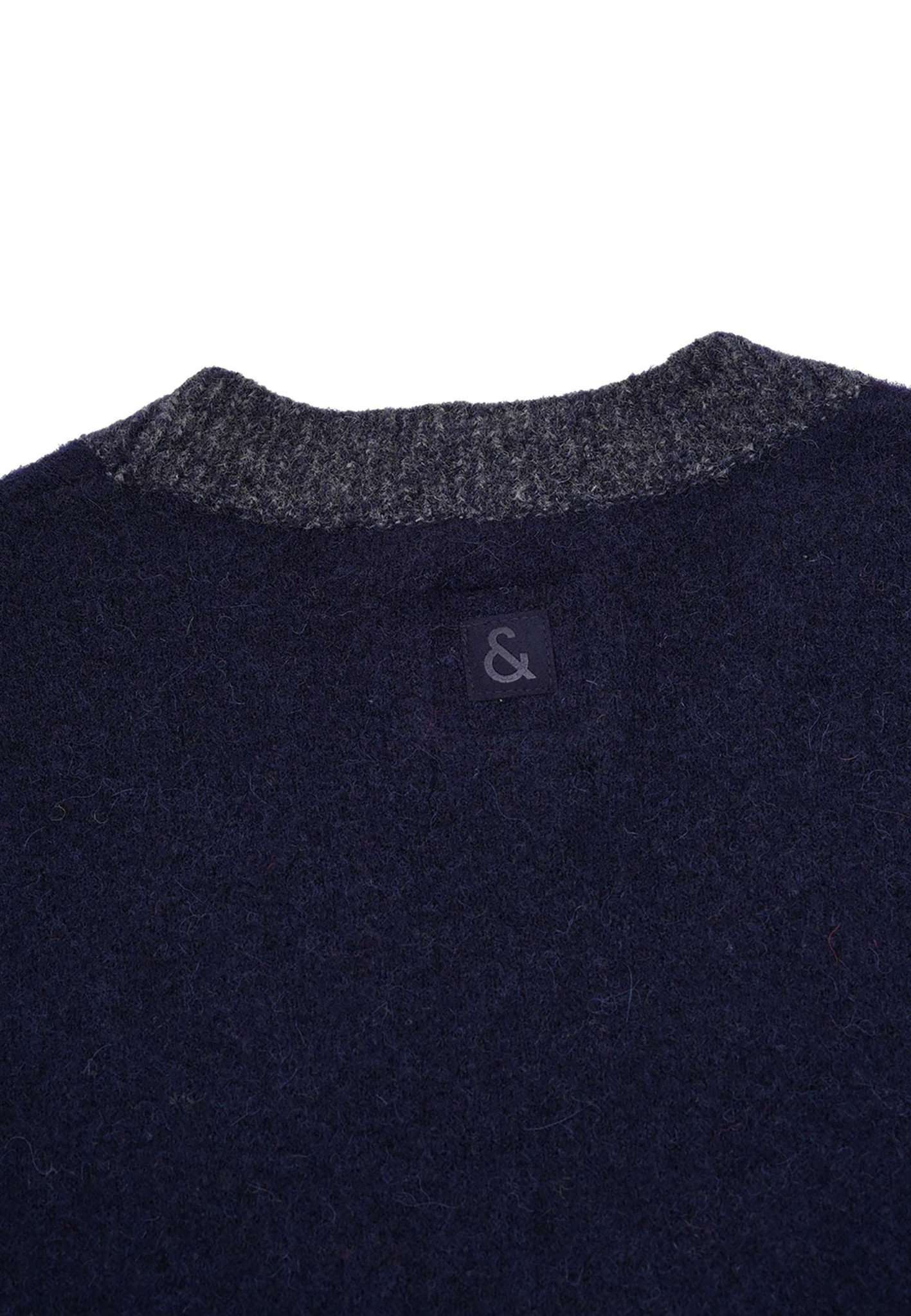 Cardigan-Button-Hairy dans Vestes Navy Colours and Sons   