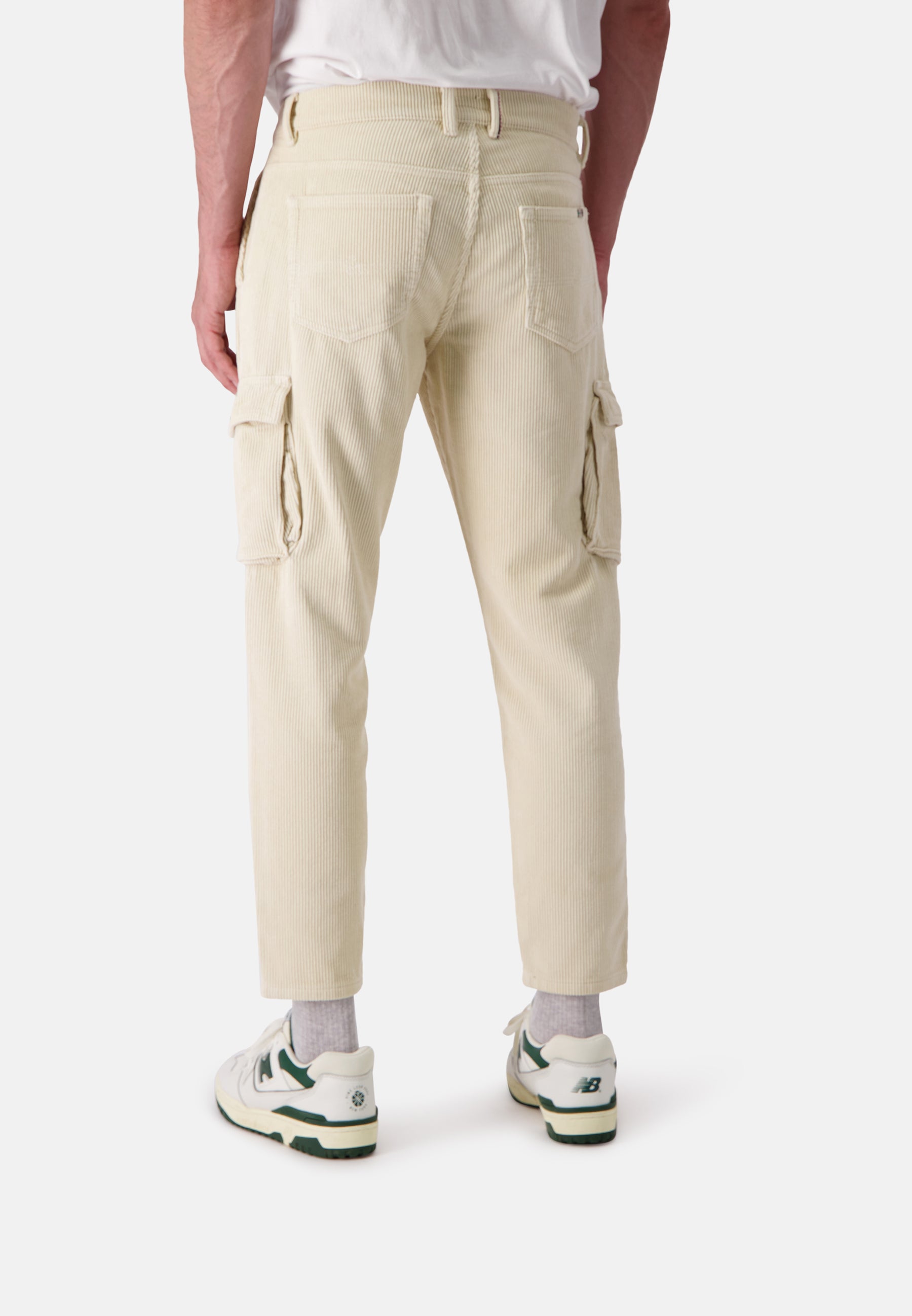 Cargo Corduroy Cropped en Pantalon blanc cassé Colours and Sons   