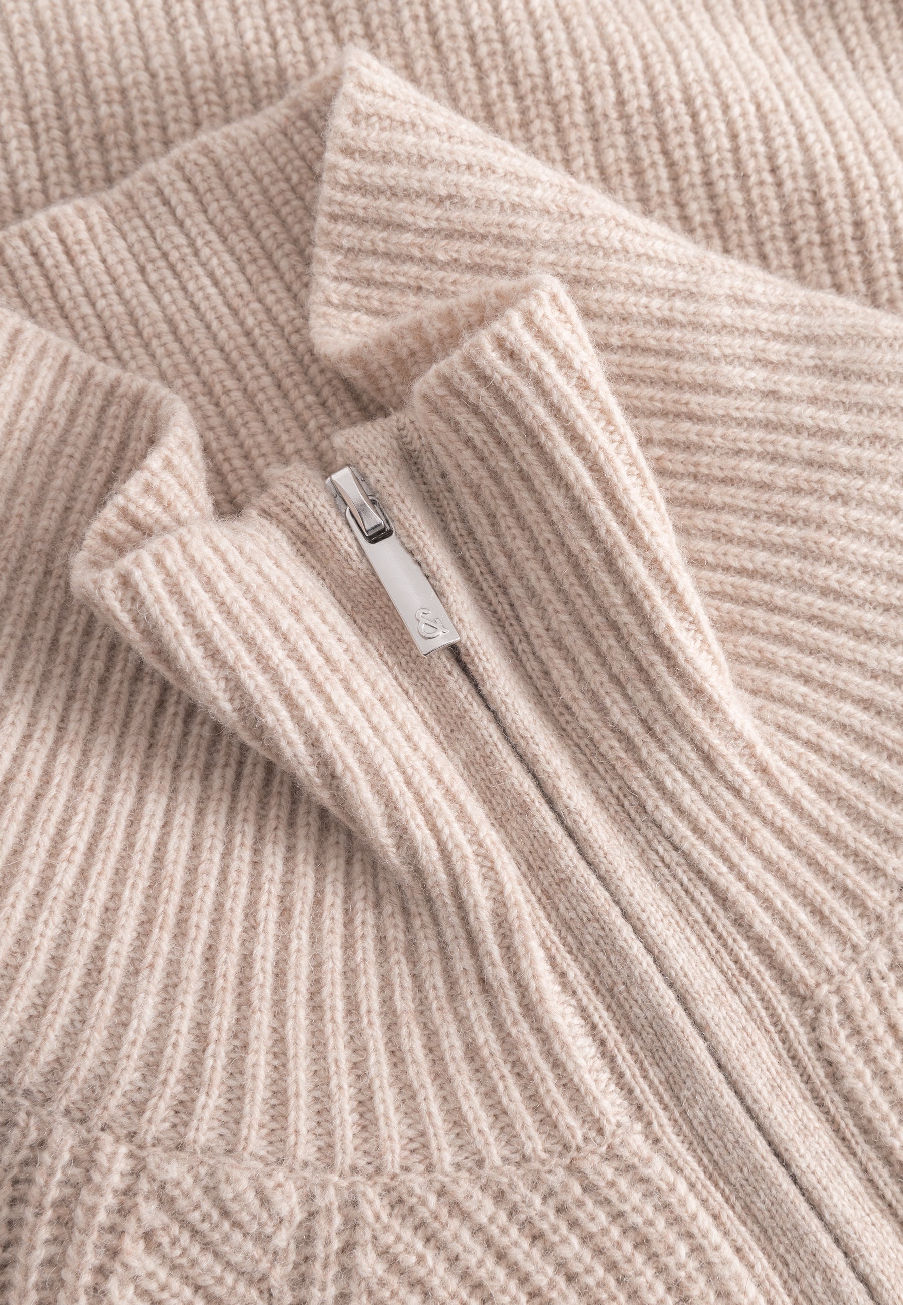 Demi-zip-Lambswool en Peanut Pull Colours and Sons