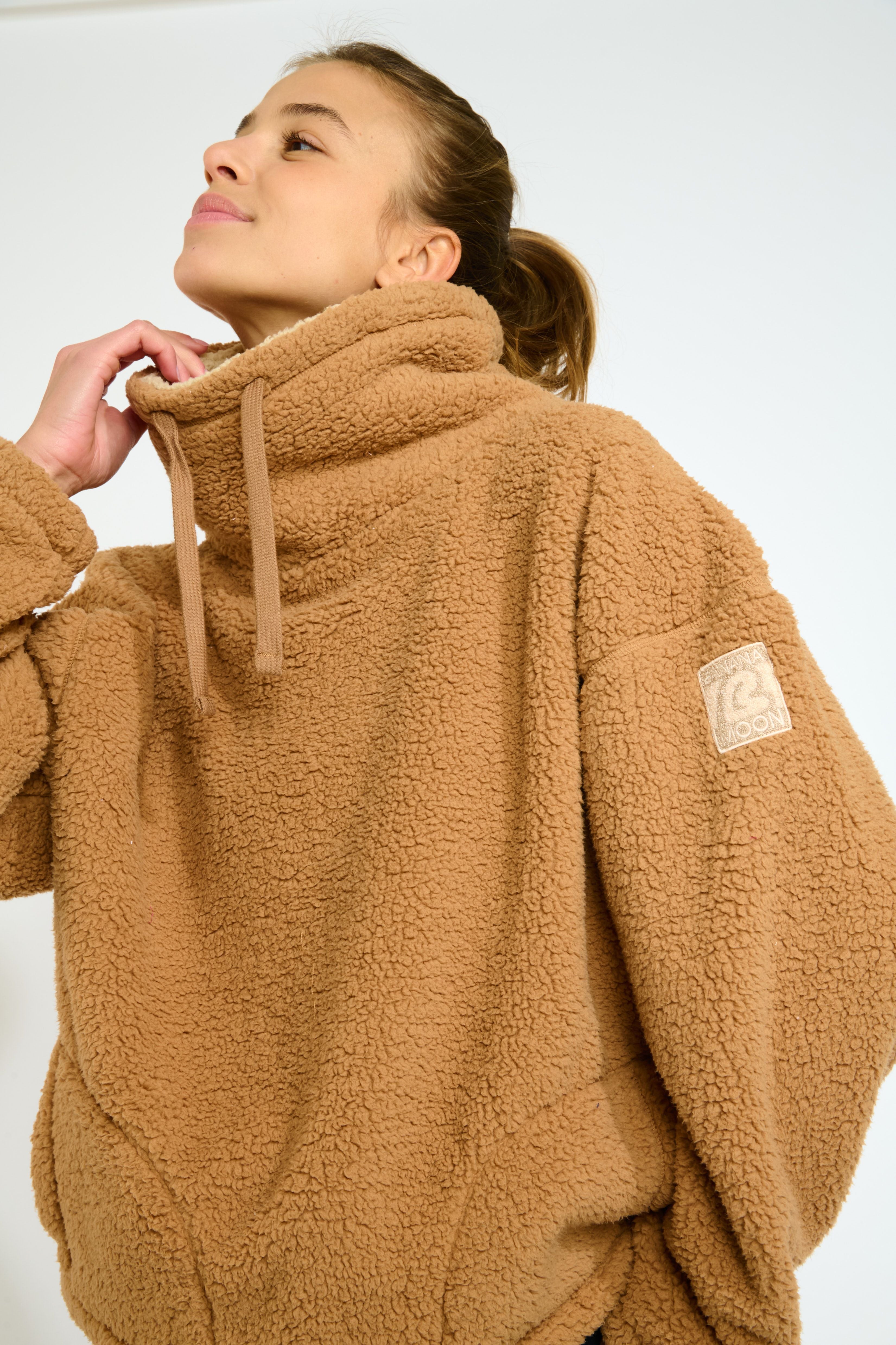 CHIMNEY-IGLOO Pull en camel Pull Banana Moon