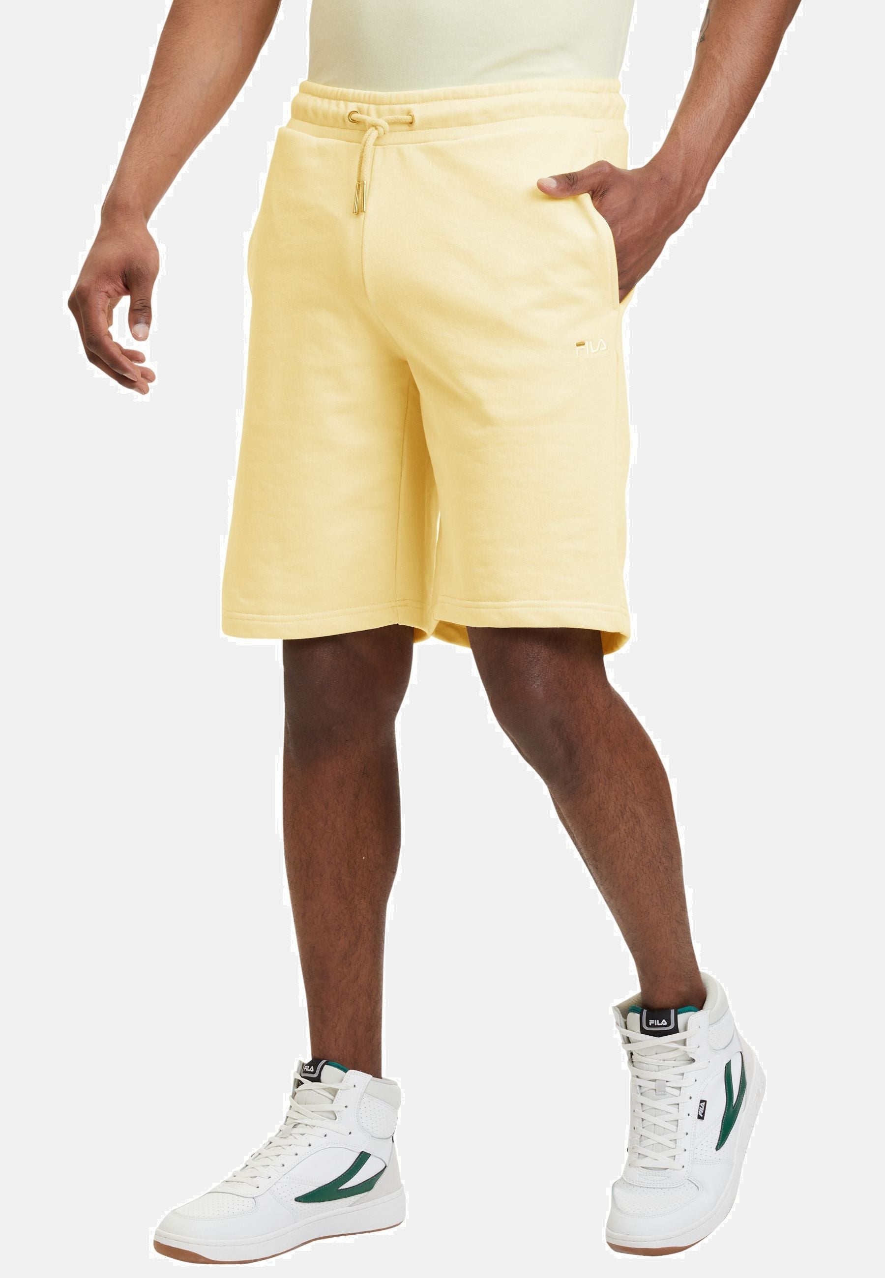 Blehen Sweat Shorts en vanille française Shorts Fila   