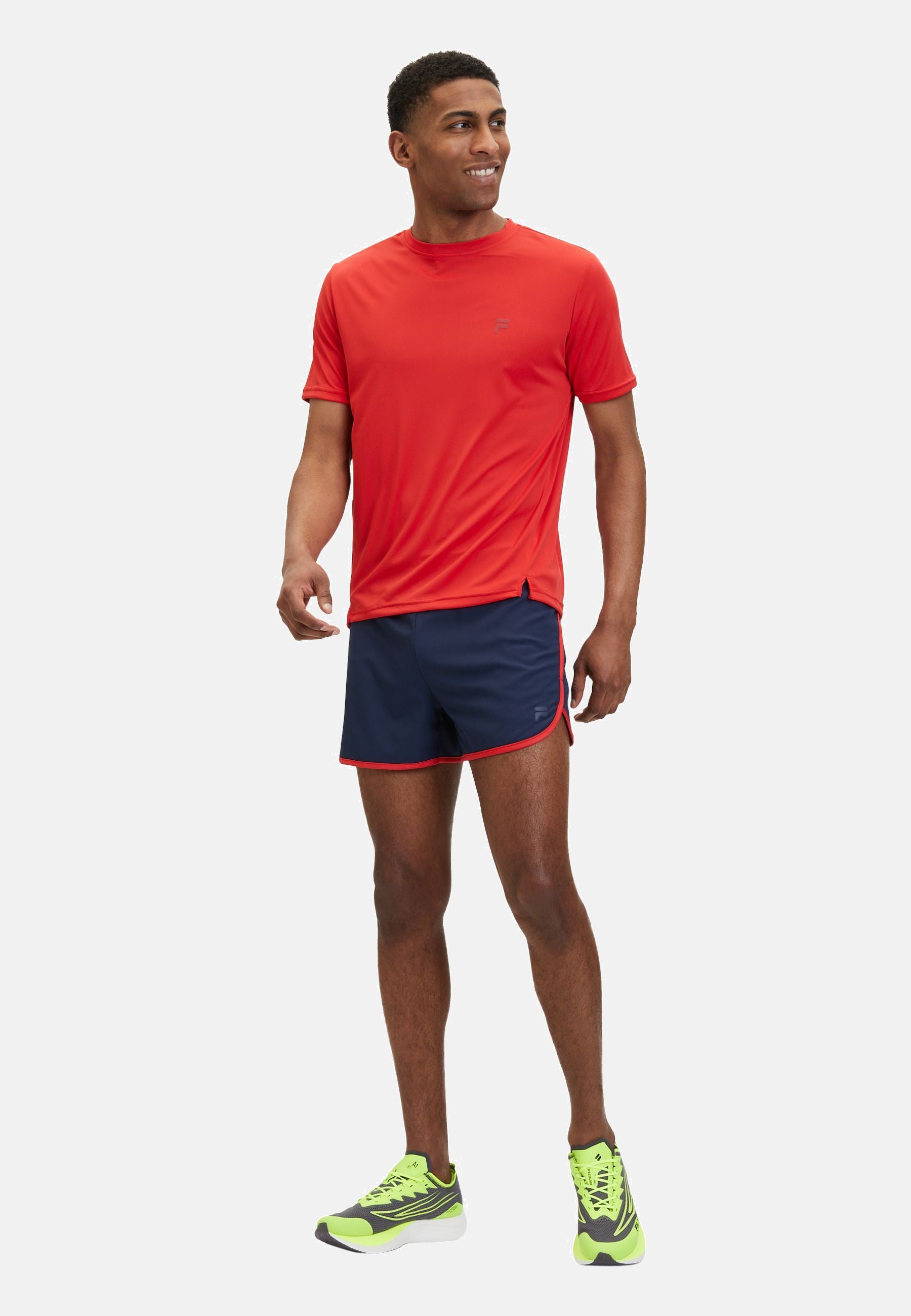 Roverto Running Short dans Black Iris Short Fila   