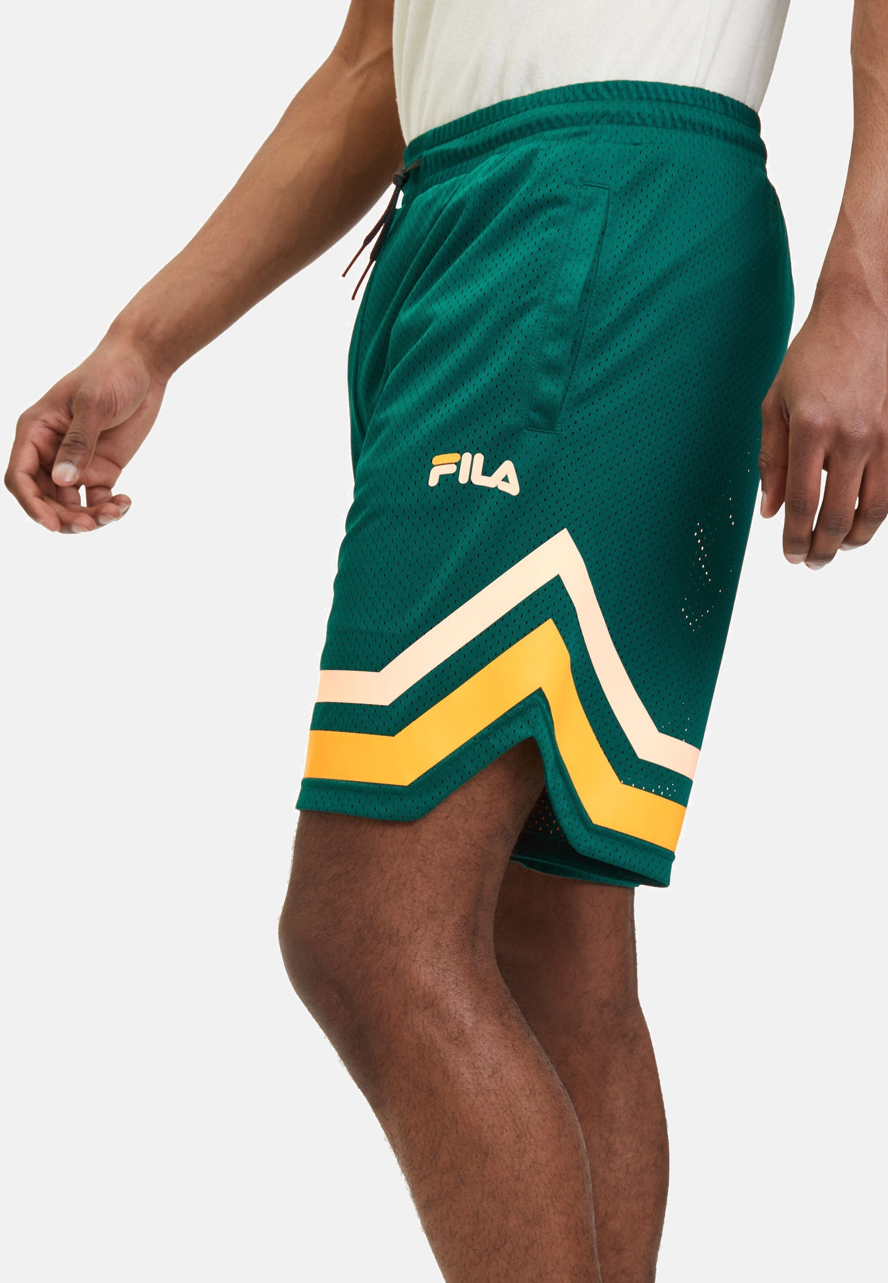 Short de baseball Lashio dans Aventurine Shorts Fila   