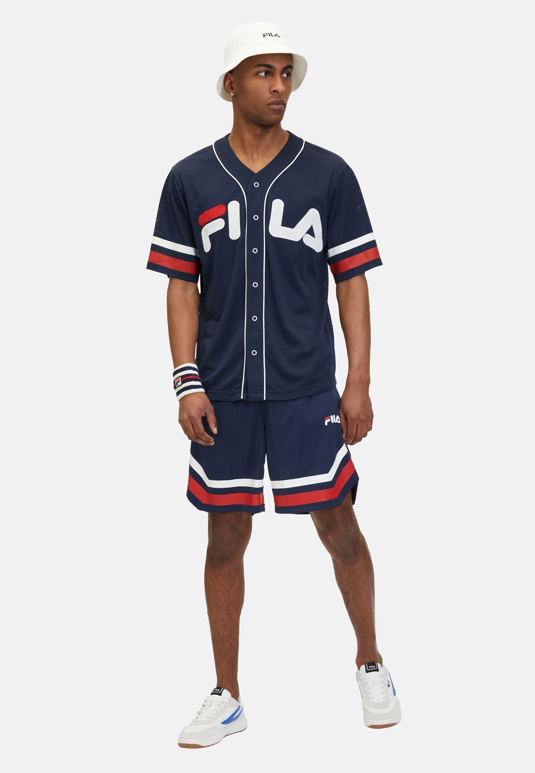 Chemise de baseball Lashio en noir Iris T-shirts Fila   