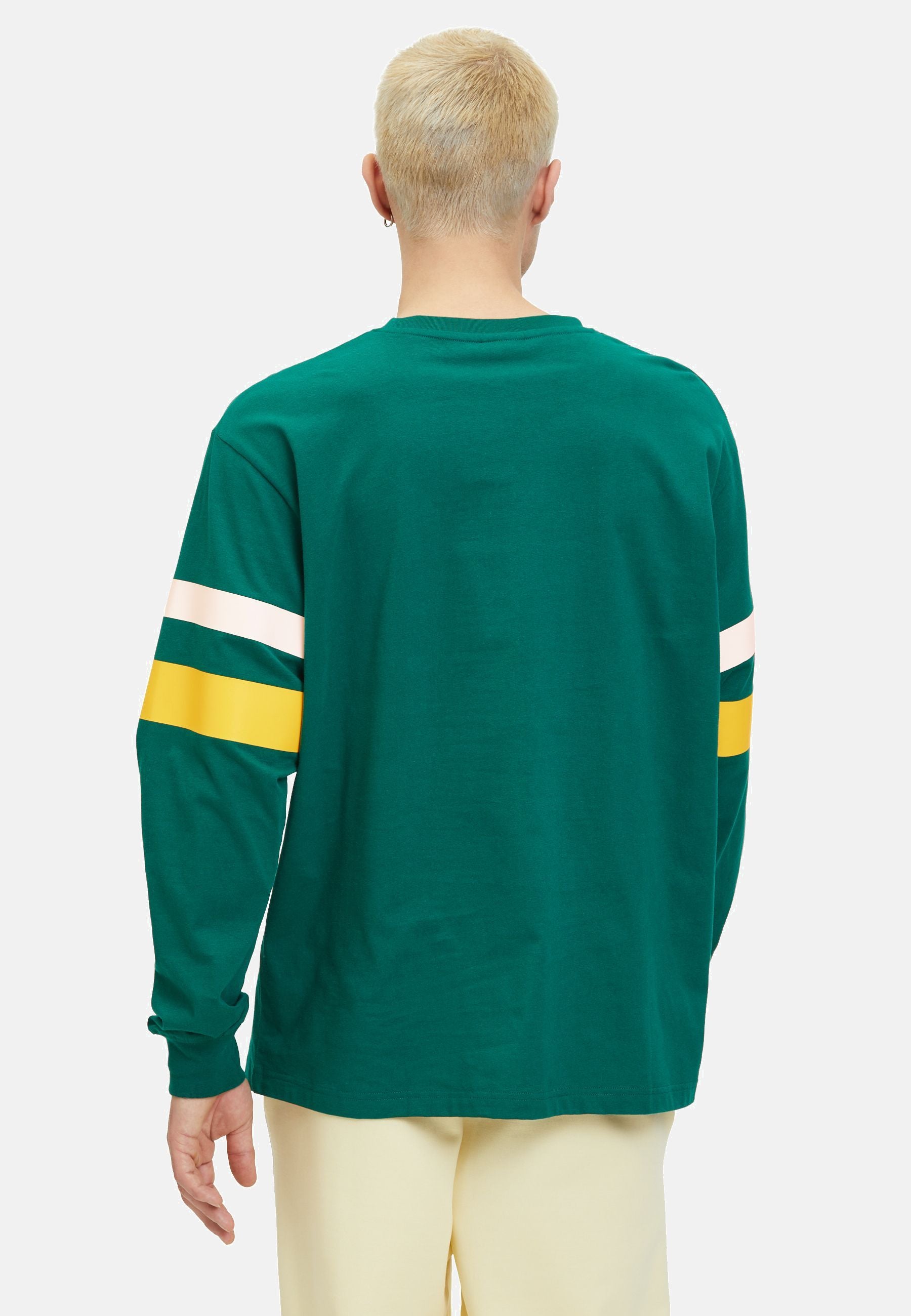 Luohe Oversized Crew Sweat in Aventurine Sweatshirts Fila   