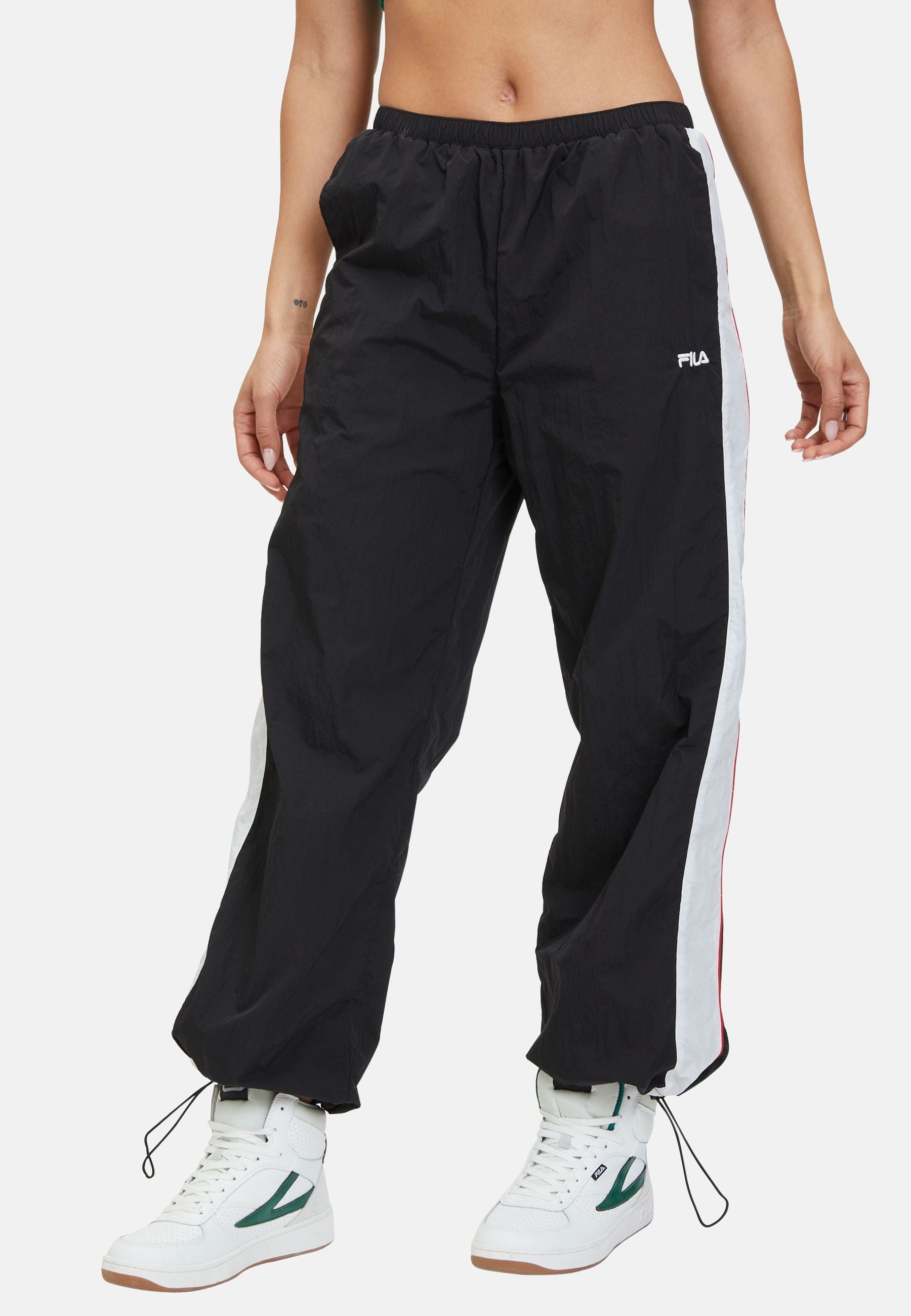 Lages Oversized Track Pants in Black Bright White Pantalons Fila   