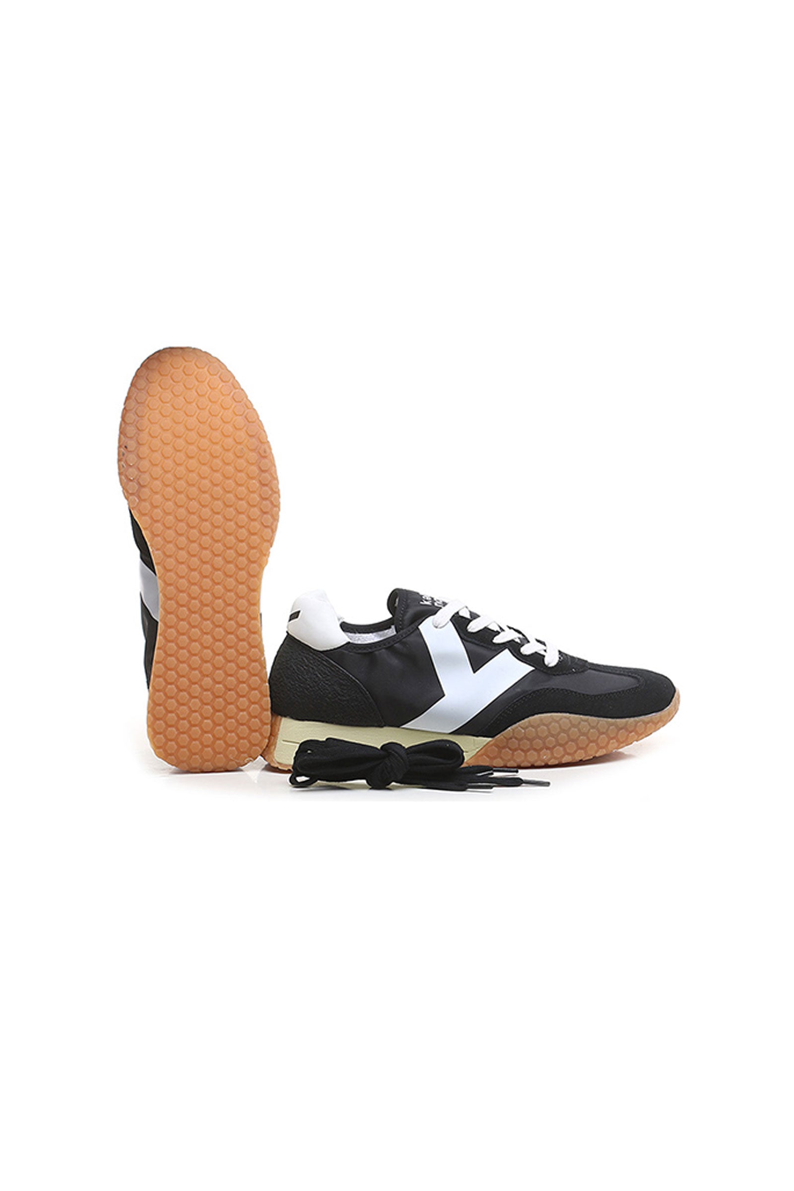 Ambassadeur en noir Sneakers Keh-Noo   