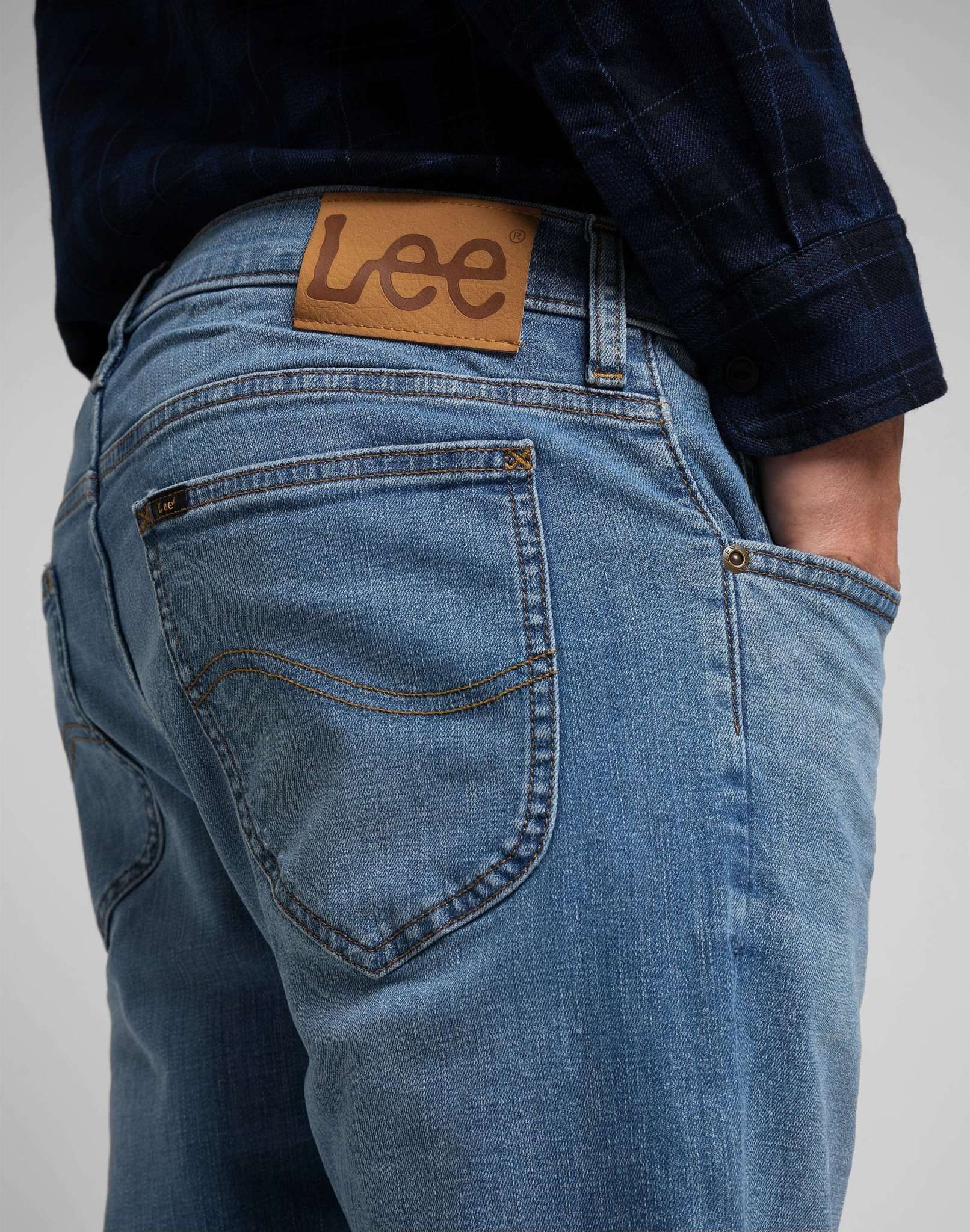 Rider in Worn In Cody Jeans Lee   