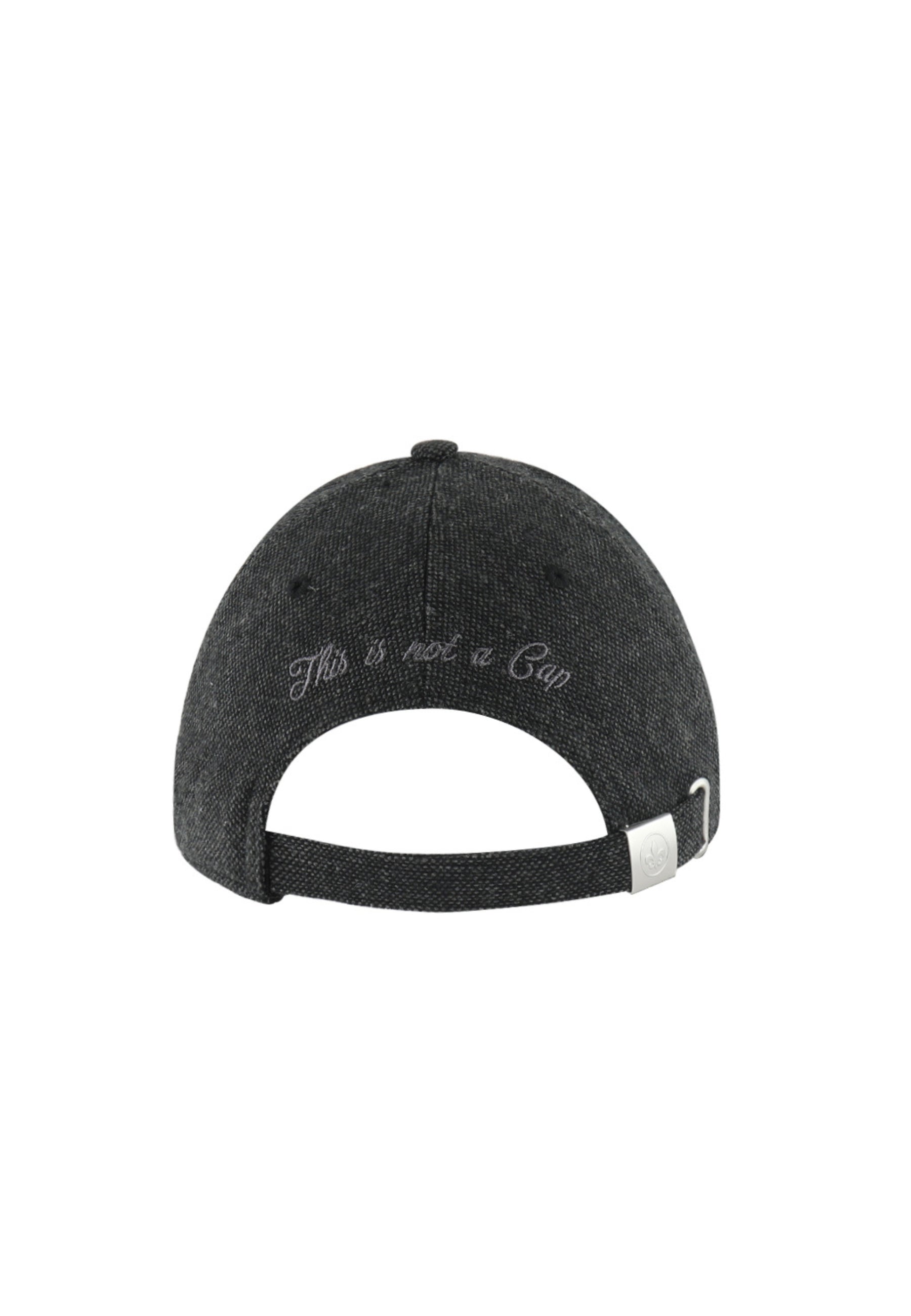 Casquette Laine Piquée en Noir Caps LXH   