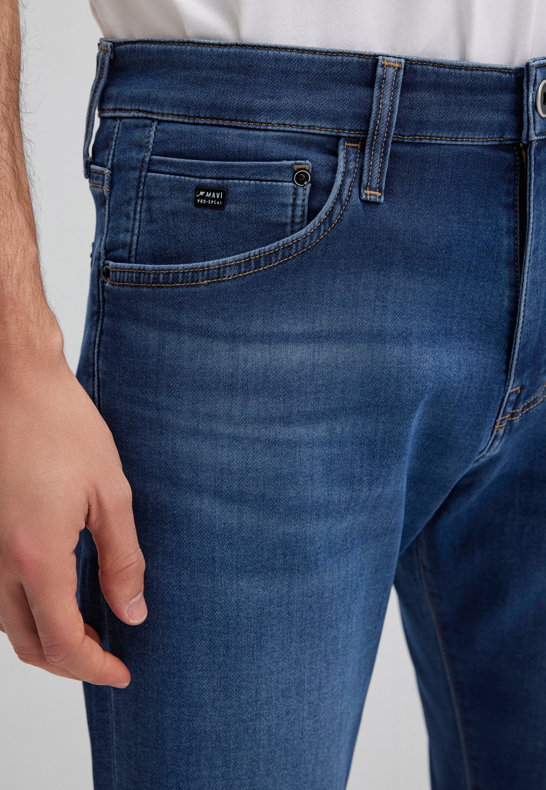 Tim en short jean sportif bleu foncé Mavi