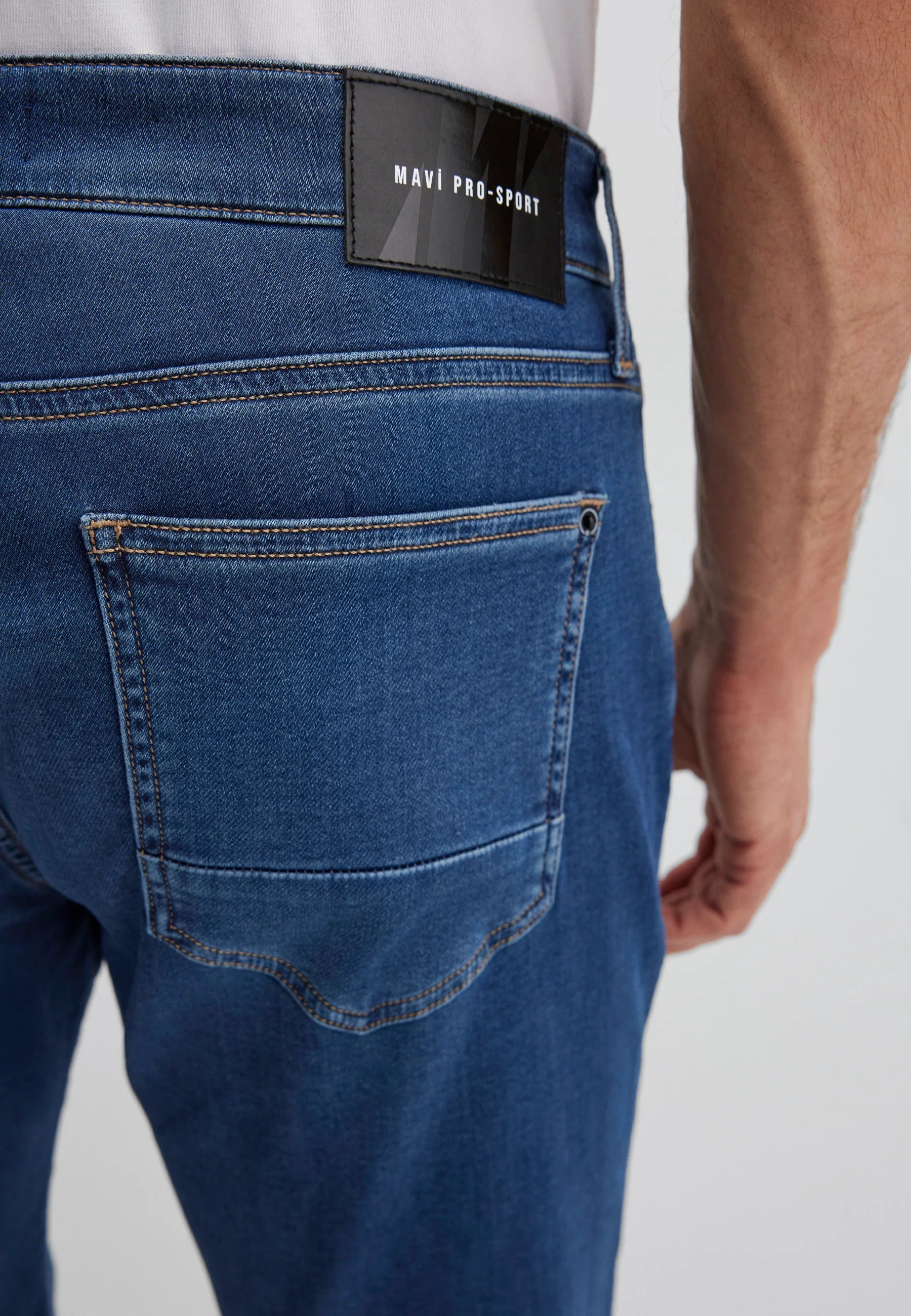 Tim en short jean sportif bleu foncé Mavi