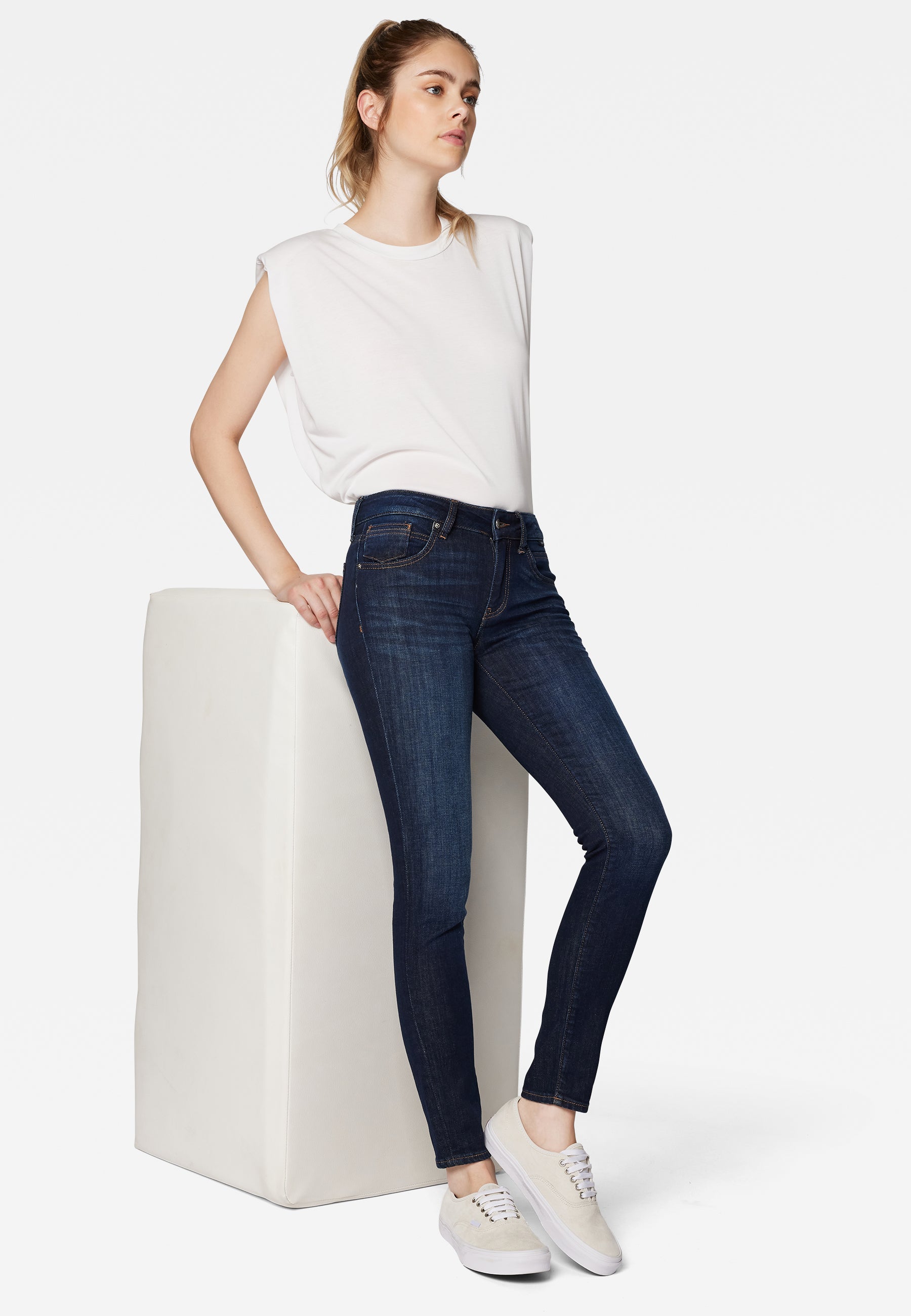 Adriana en jeans Rinse Str Mavi   