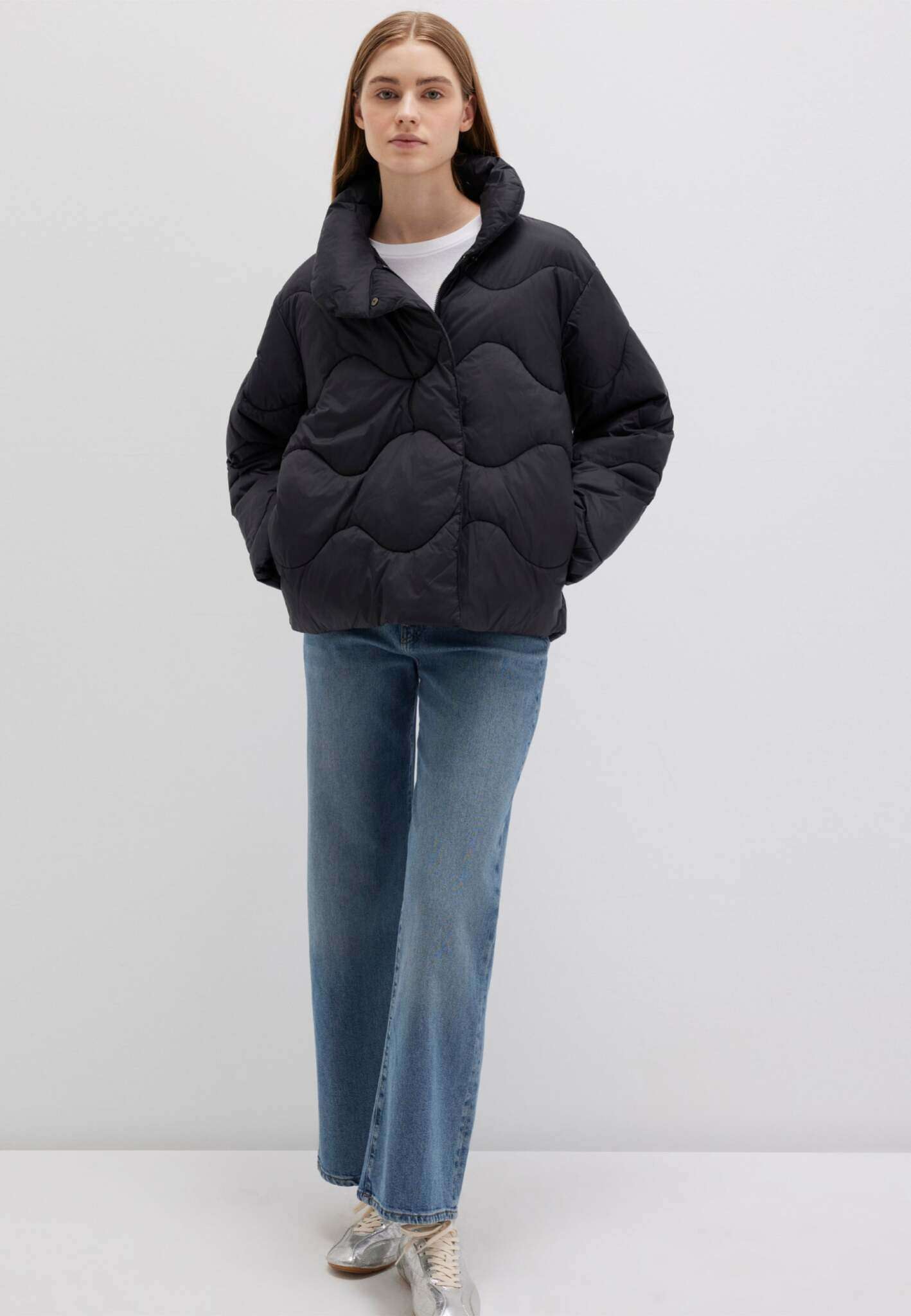 High Collar Jacket in Black Vestes Mavi