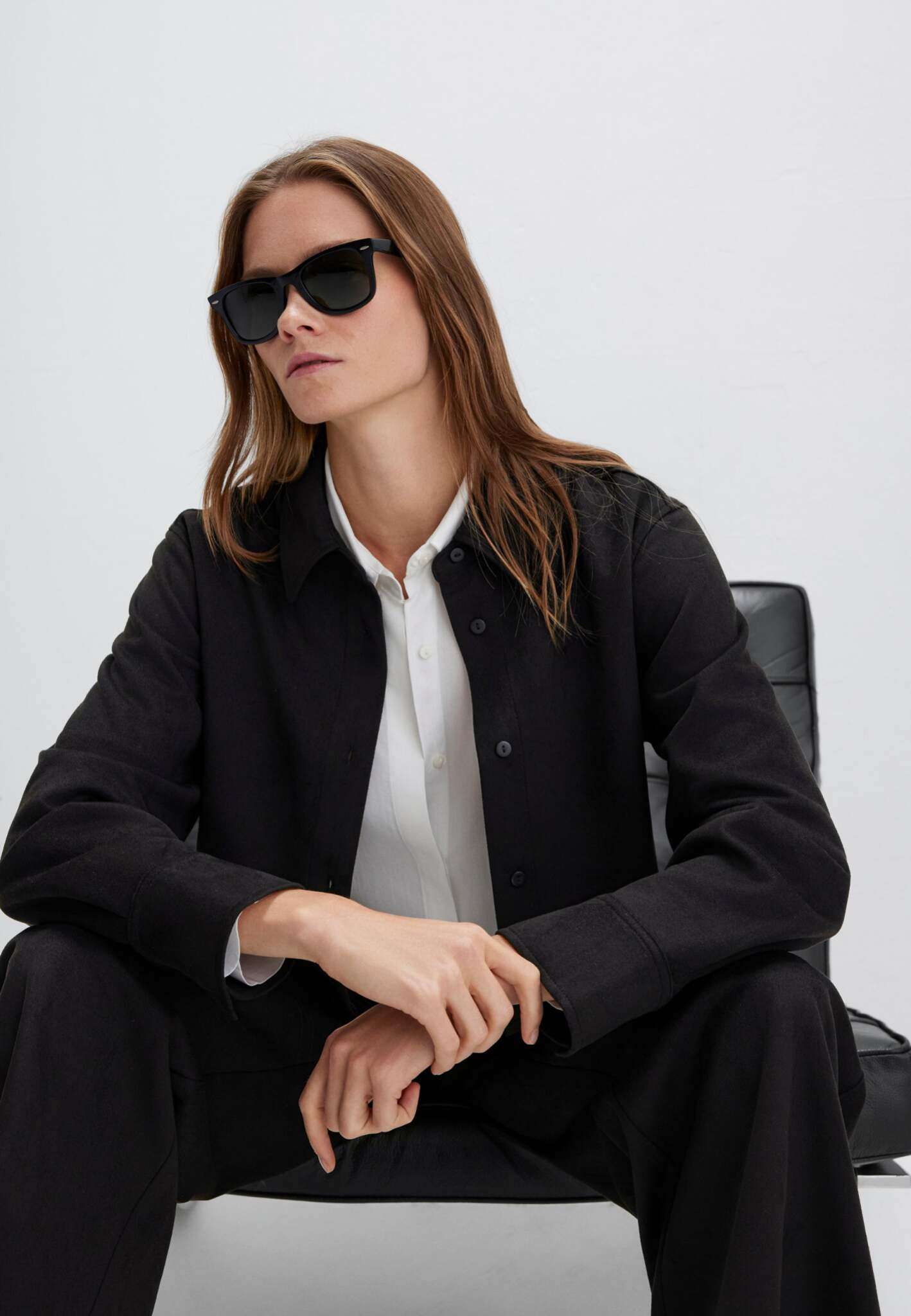 Long Sleeve Woven Shirt in Black Chemises Mavi