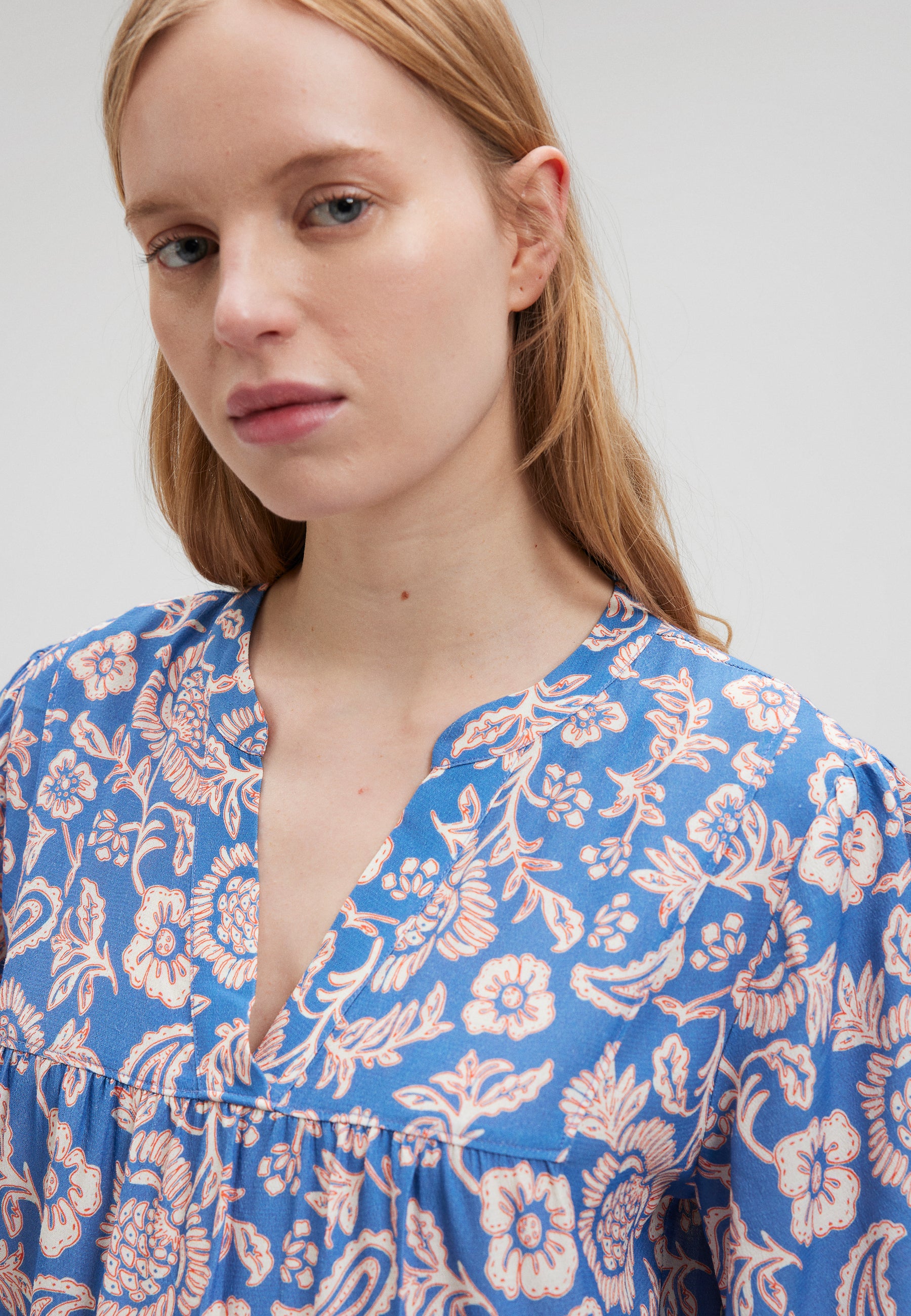 Easy Mini Dress in Blue Paisley Print Robes Mavi   