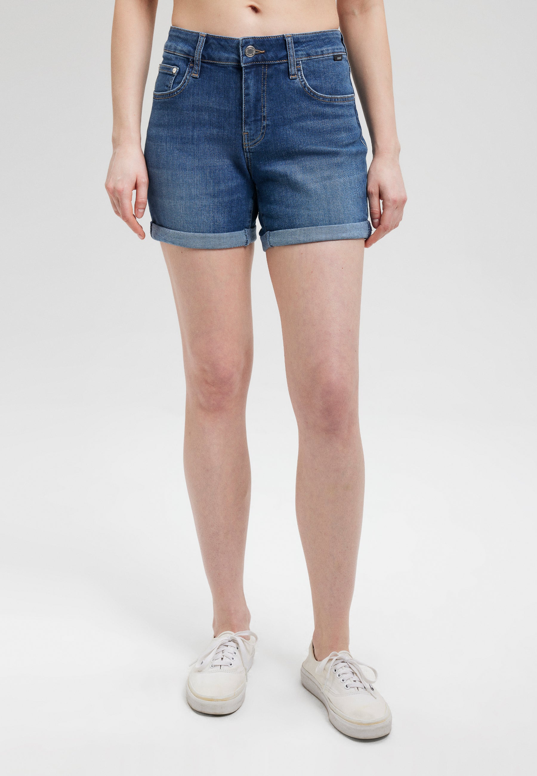 Pixie in Dark Brushed Str Short en jean Mavi   