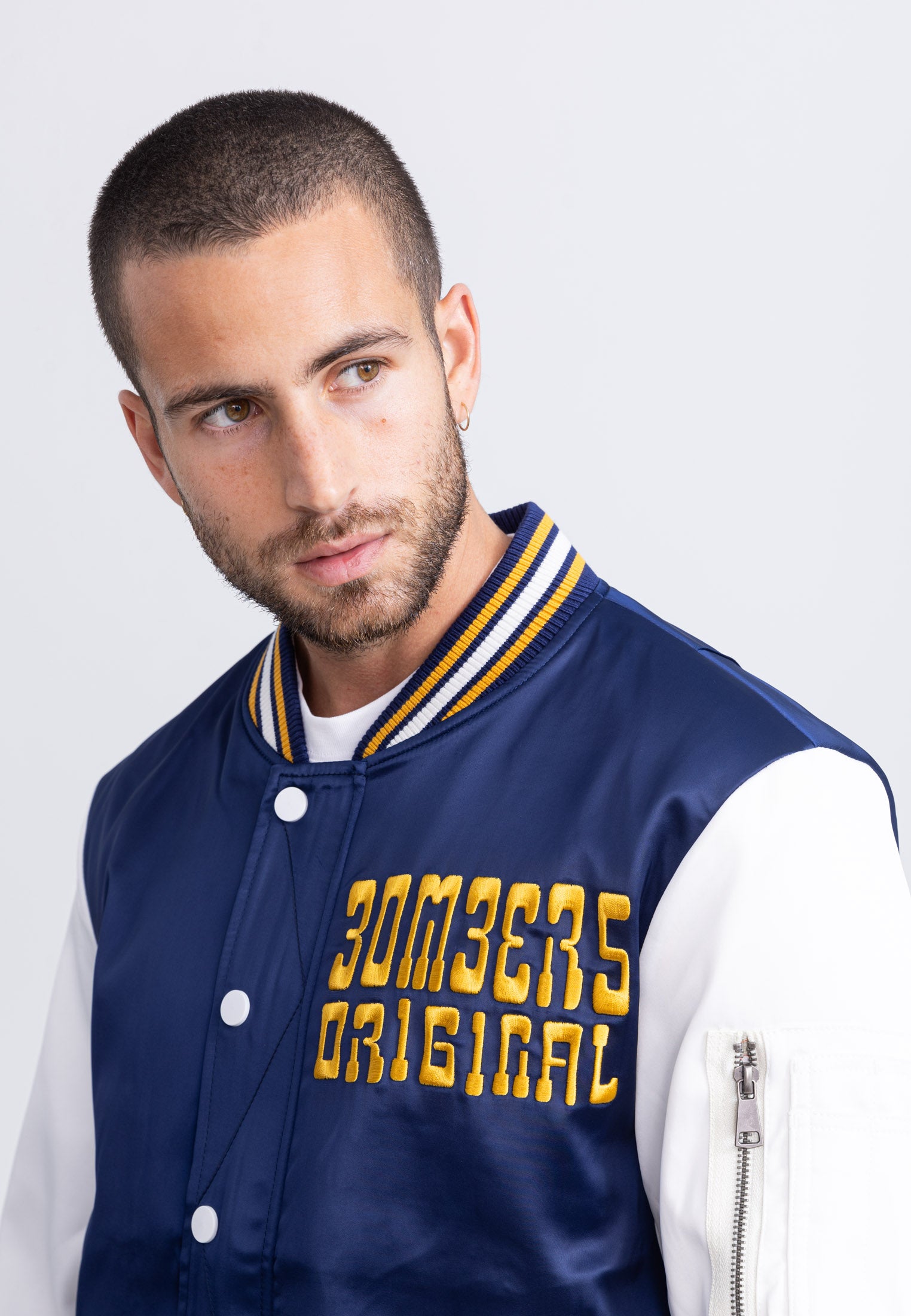 March M Bomber in Navy/White Vestes Bombers Original   