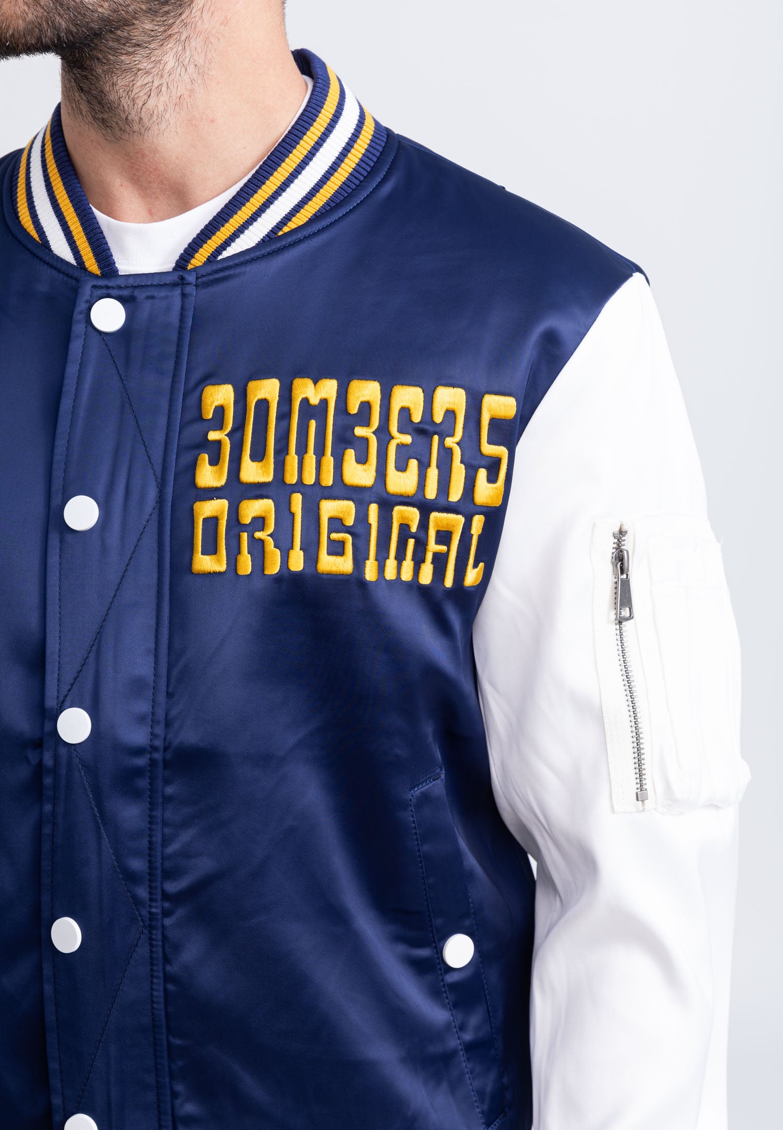 March M Bomber in Navy/White Vestes Bombers Original   