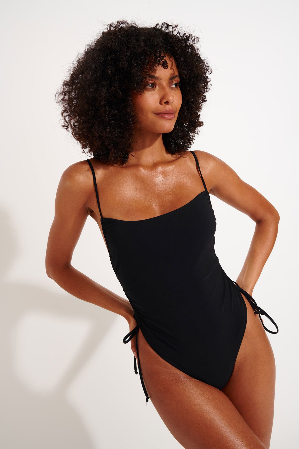 NESSY-BLACK Maillot de bain en noir Maillots de bain Banana Moon