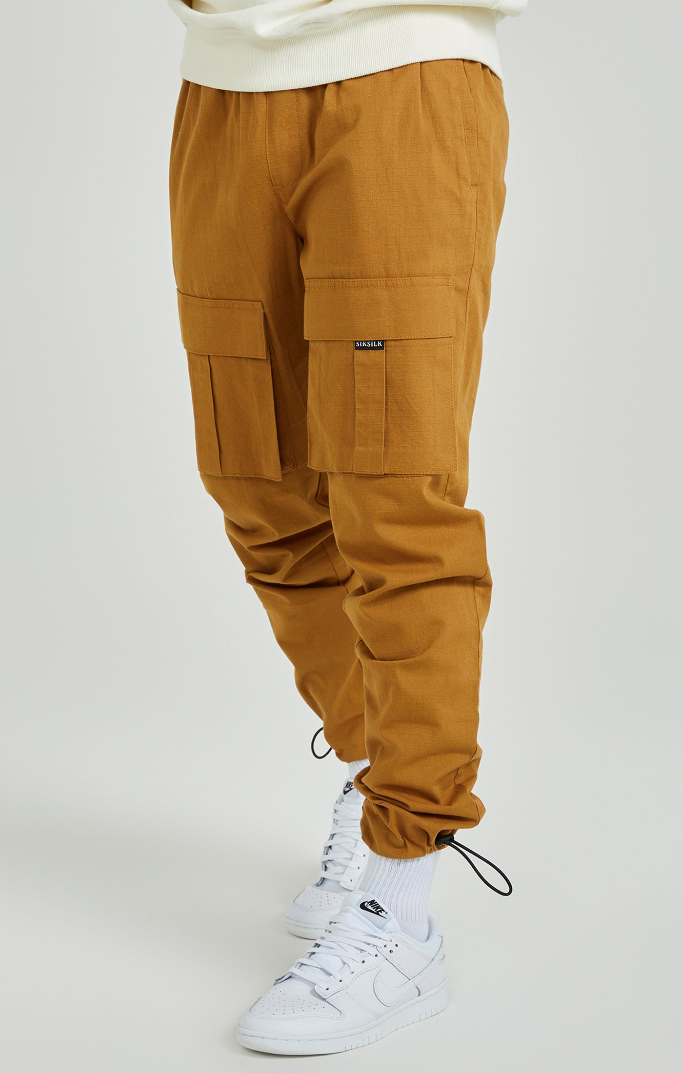 Ripstop Cargo Pants in Tan Pantalons SikSilk   