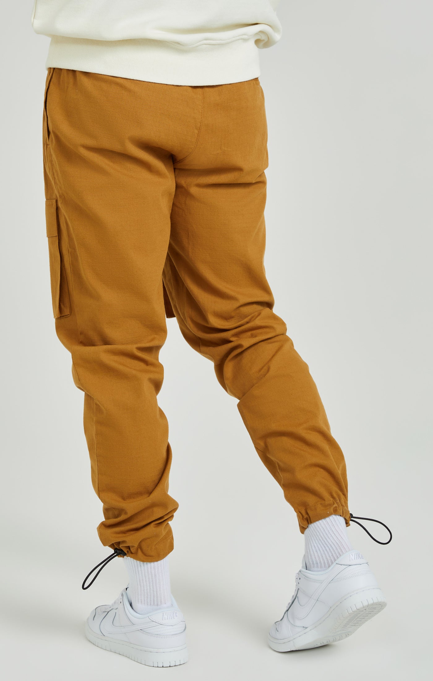 Ripstop Cargo Pants in Tan Pantalons SikSilk   