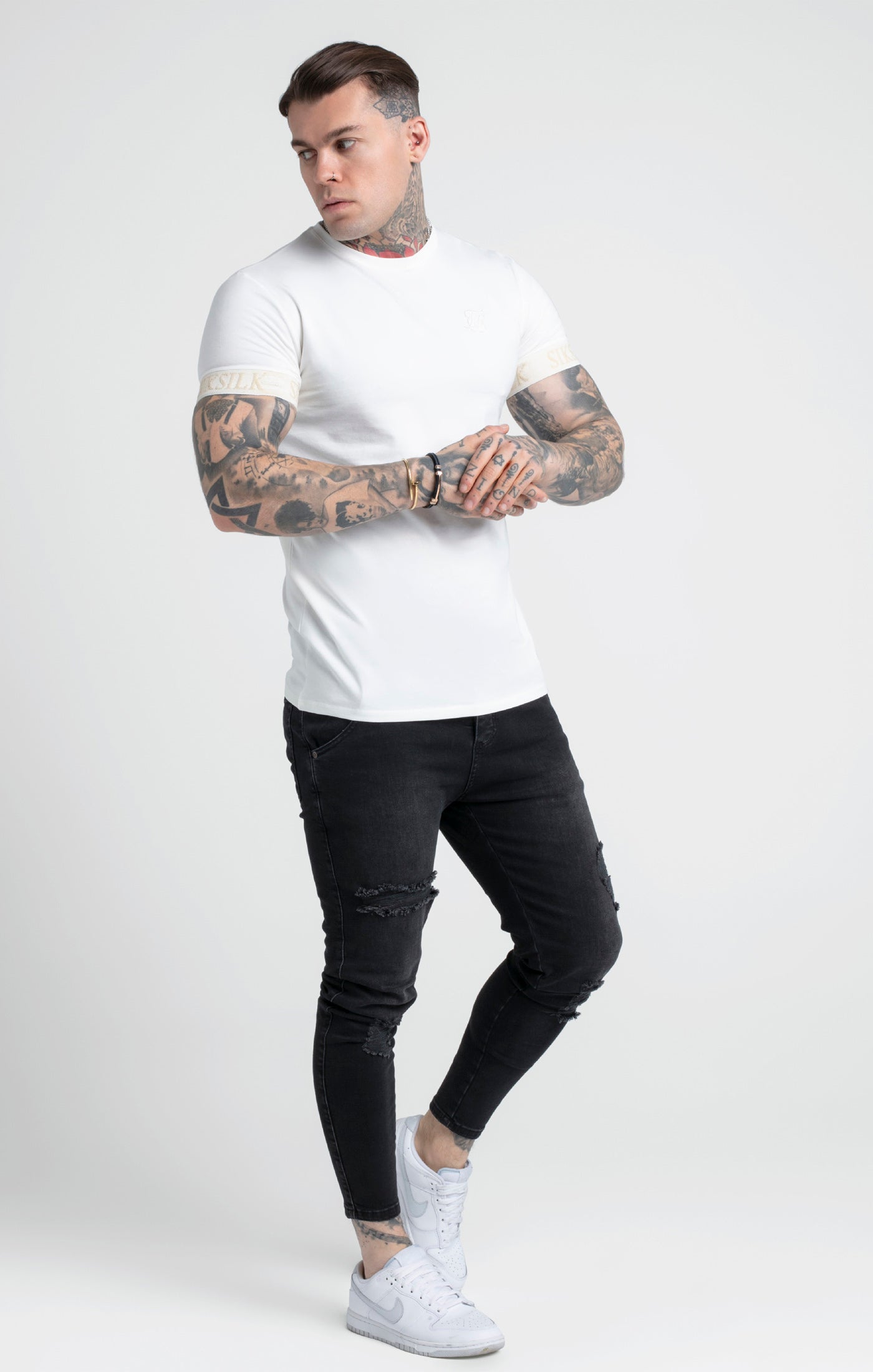 T-shirt Elastic Cuff en écru T-shirts SikSilk   