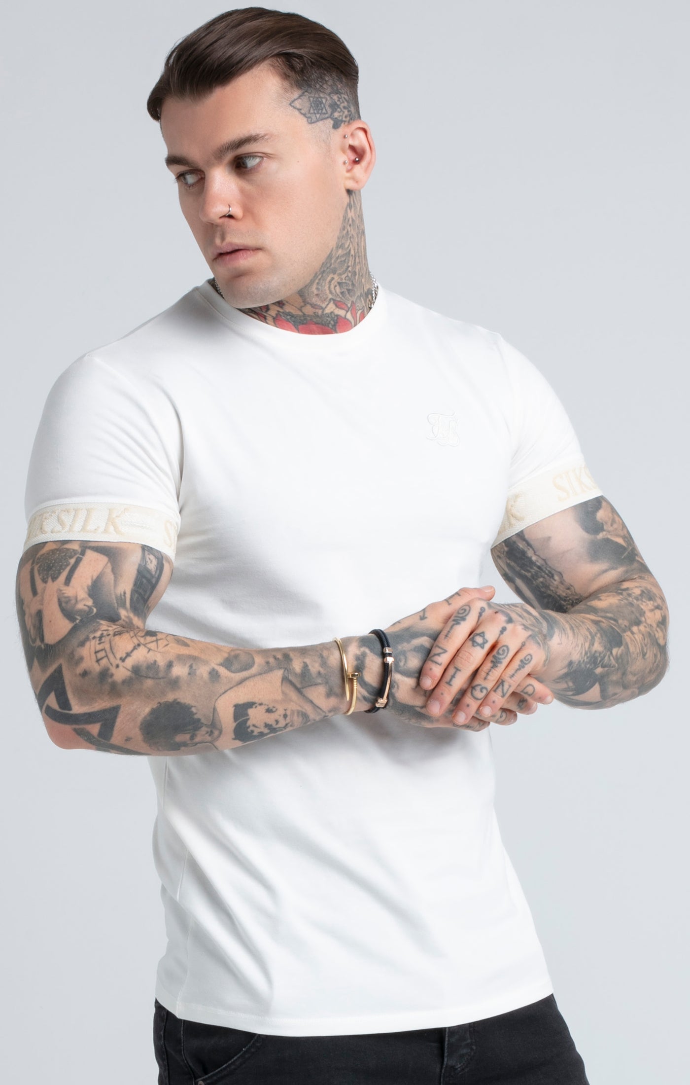 T-shirt Elastic Cuff en écru T-shirts SikSilk   