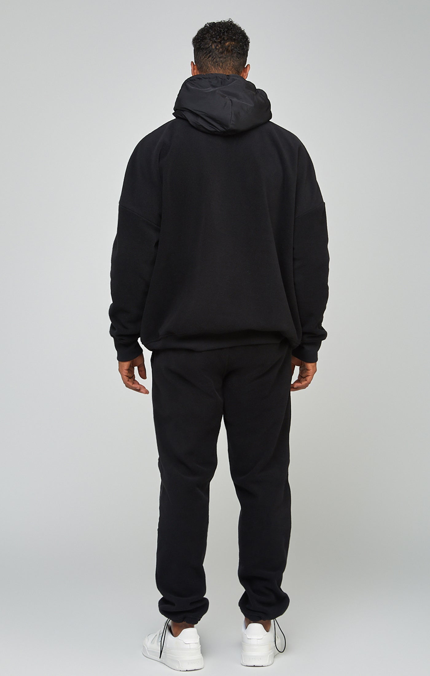 Polar Fleece Cut & Sew Overhead Hoodie in Black Sweat à capuche SikSilk   