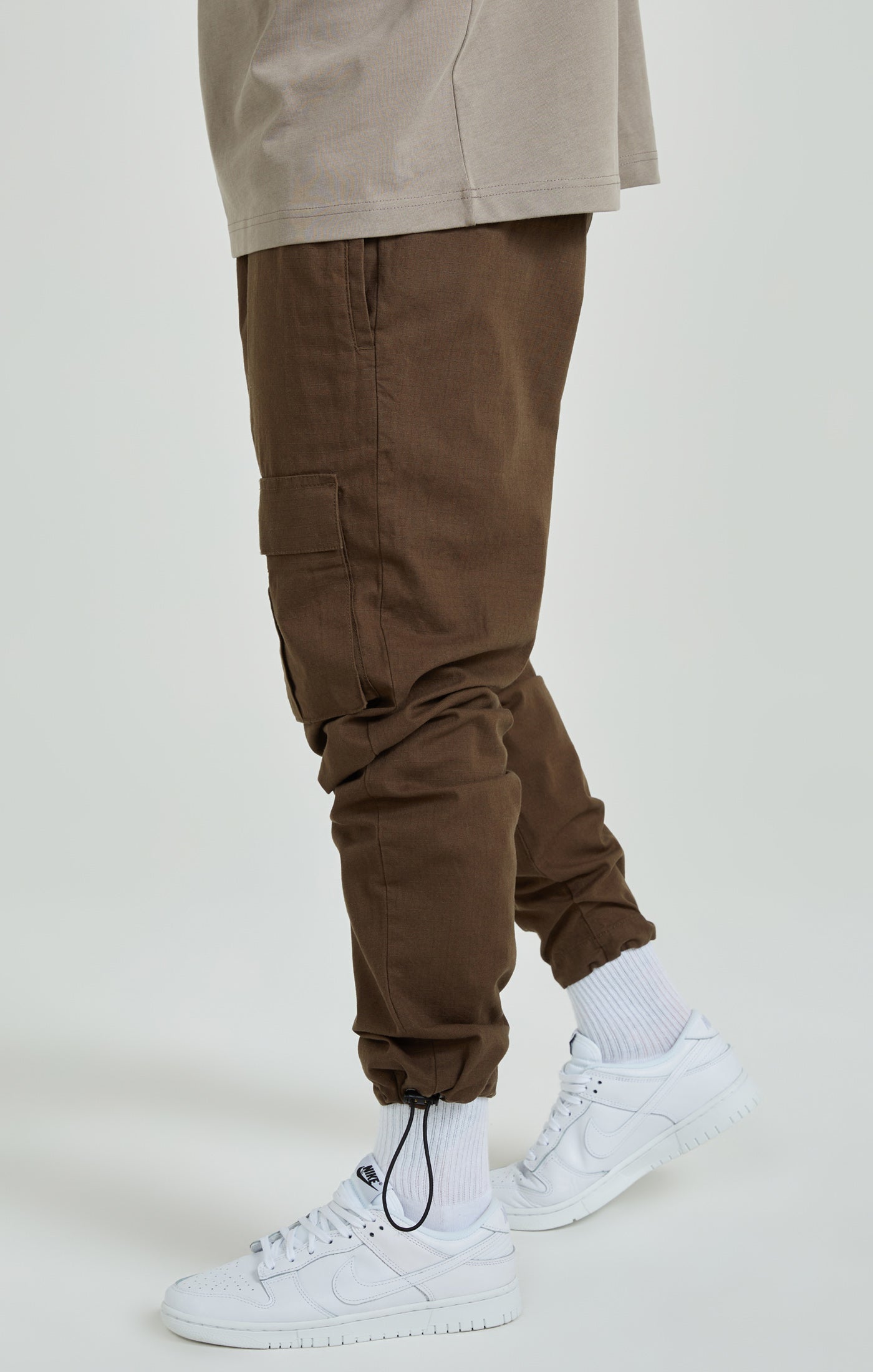 Ripstop Cargo Pants in Brown Pantalons SikSilk   