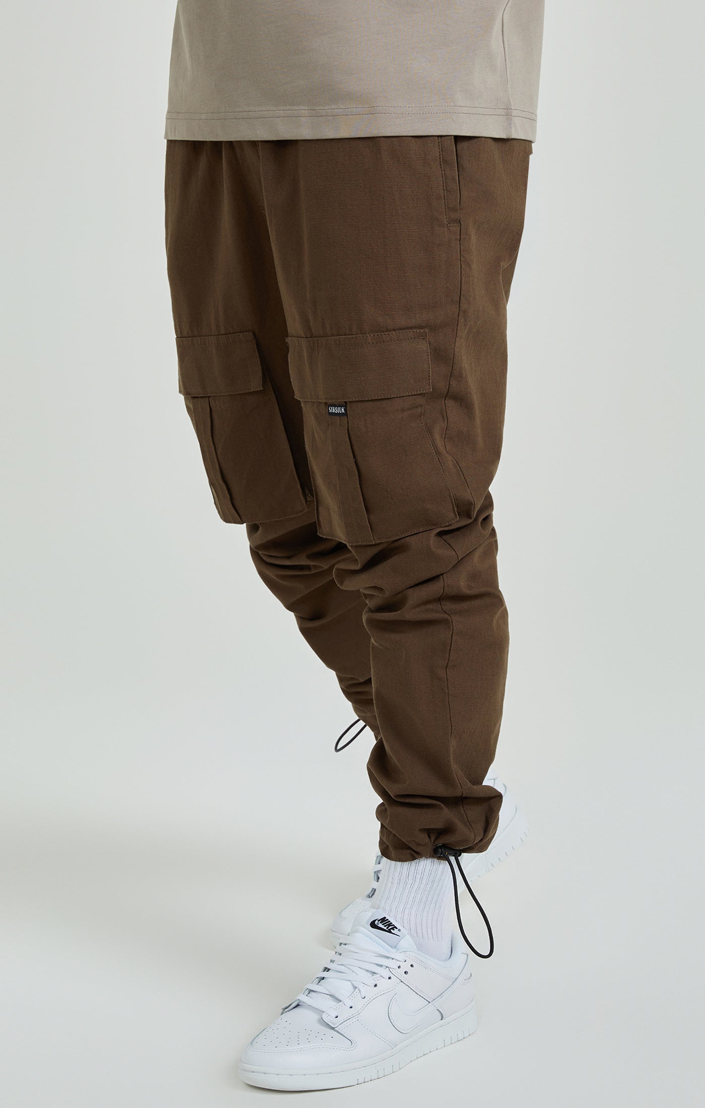 Ripstop Cargo Pants in Brown Pantalons SikSilk   