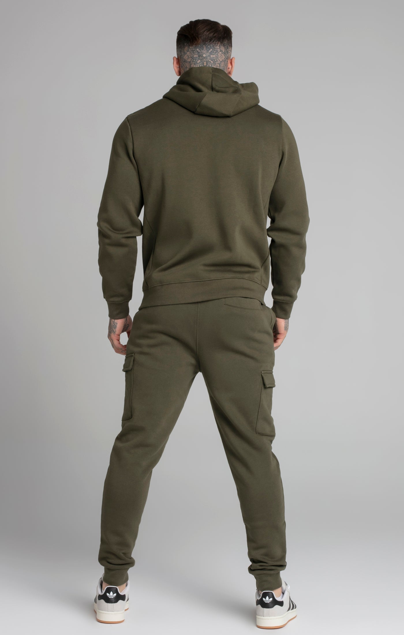 Essential Cargo Jogger en Kaki Pantalon SikSilk   