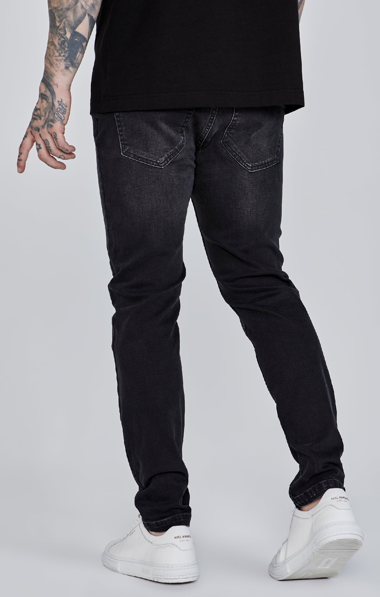 Jeans slim fit en noir Jeans SikSilk   