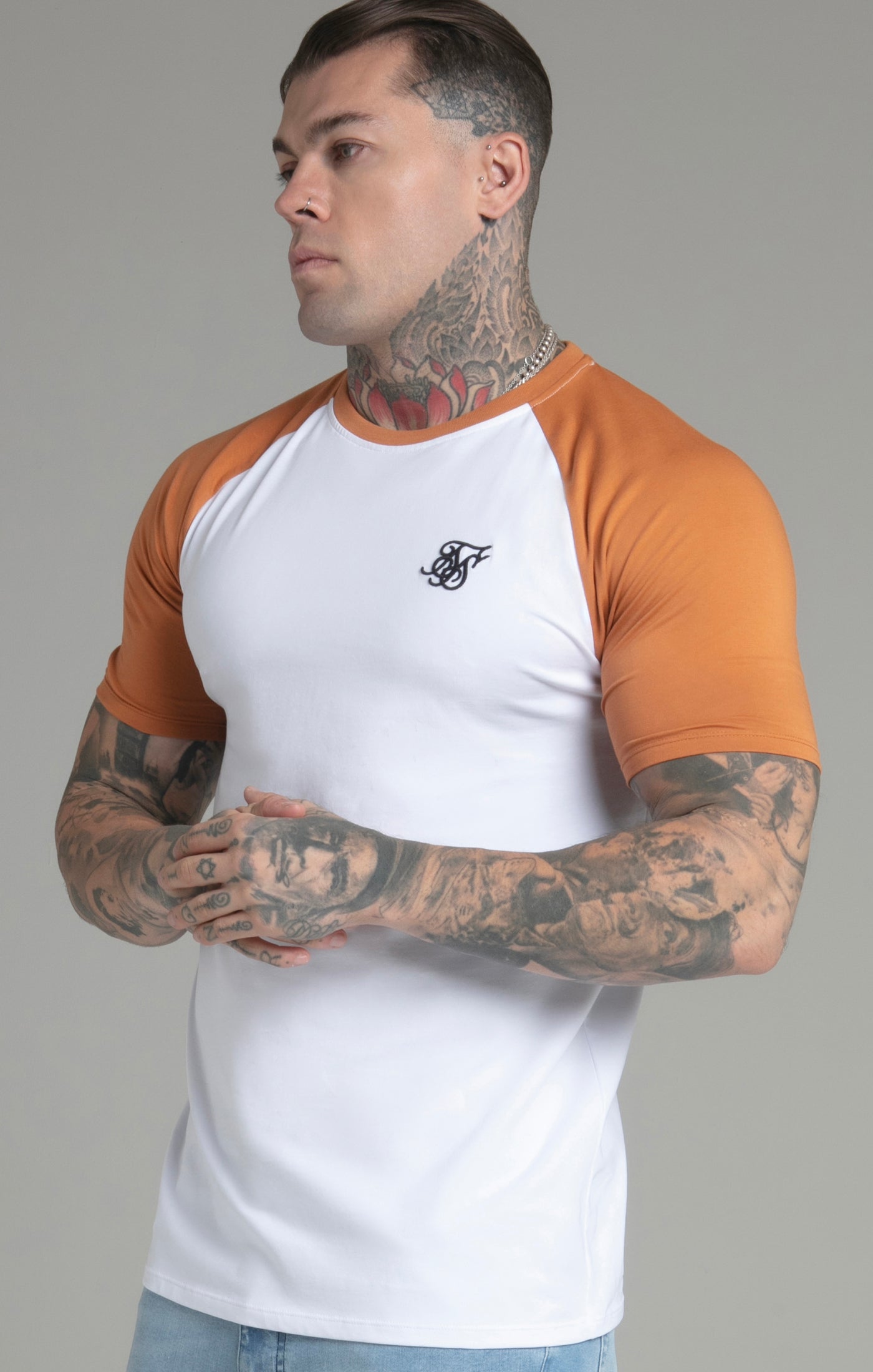 T-shirt raglan en blanc/jaune T-shirts SikSilk   