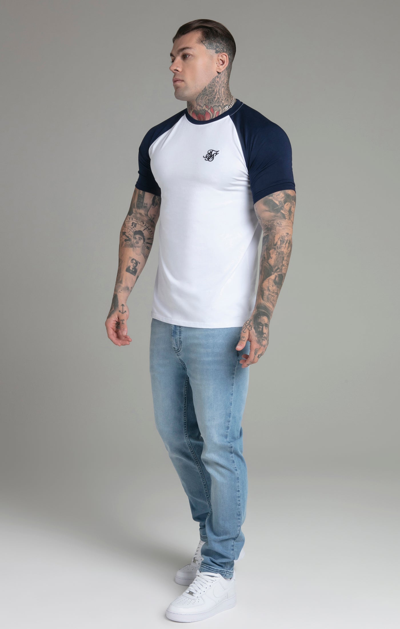 T-shirt raglan en blanc/navy T-shirts SikSilk   