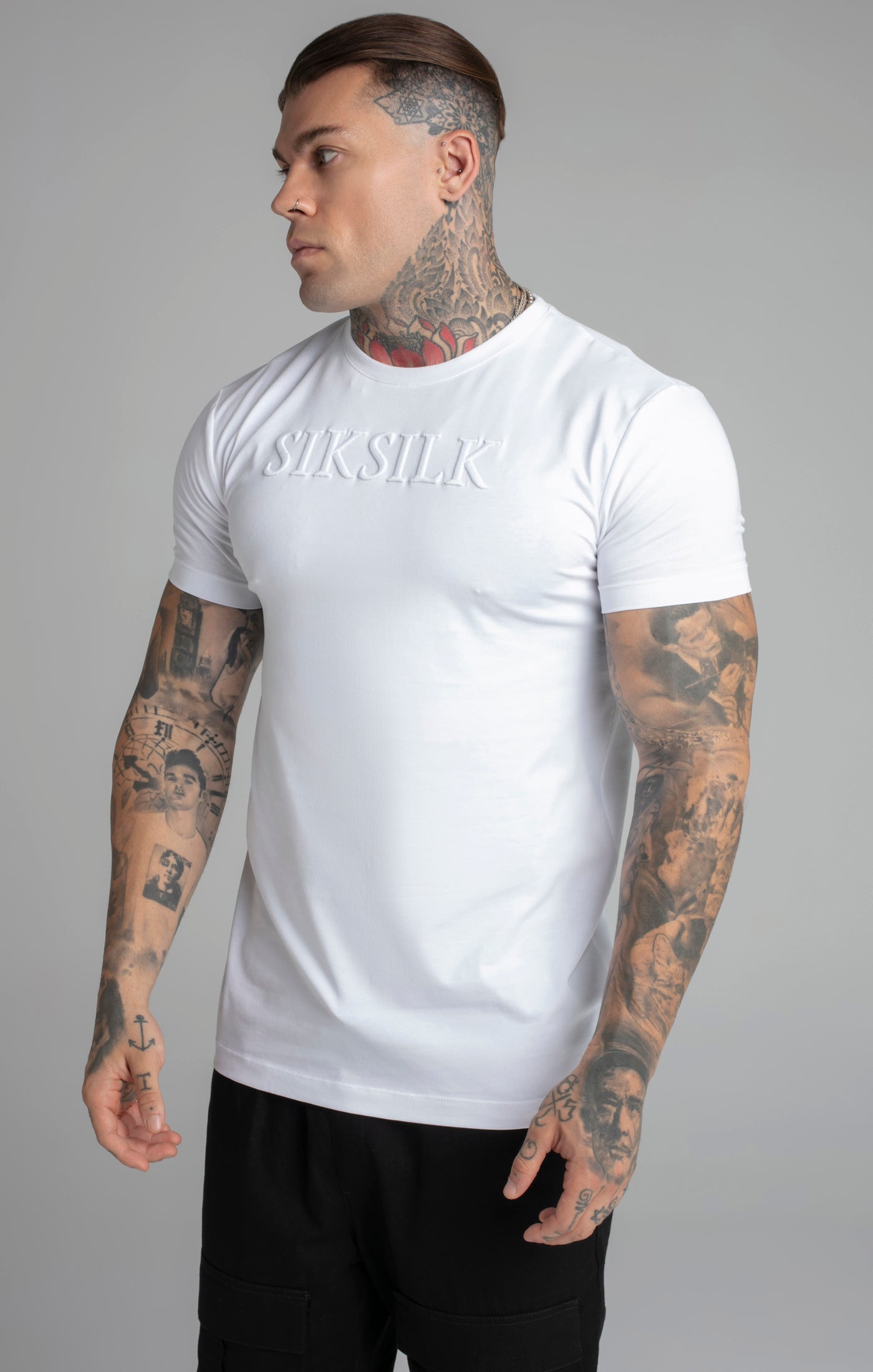 T-shirt Muscle Fit en blanc T-shirts SikSilk   