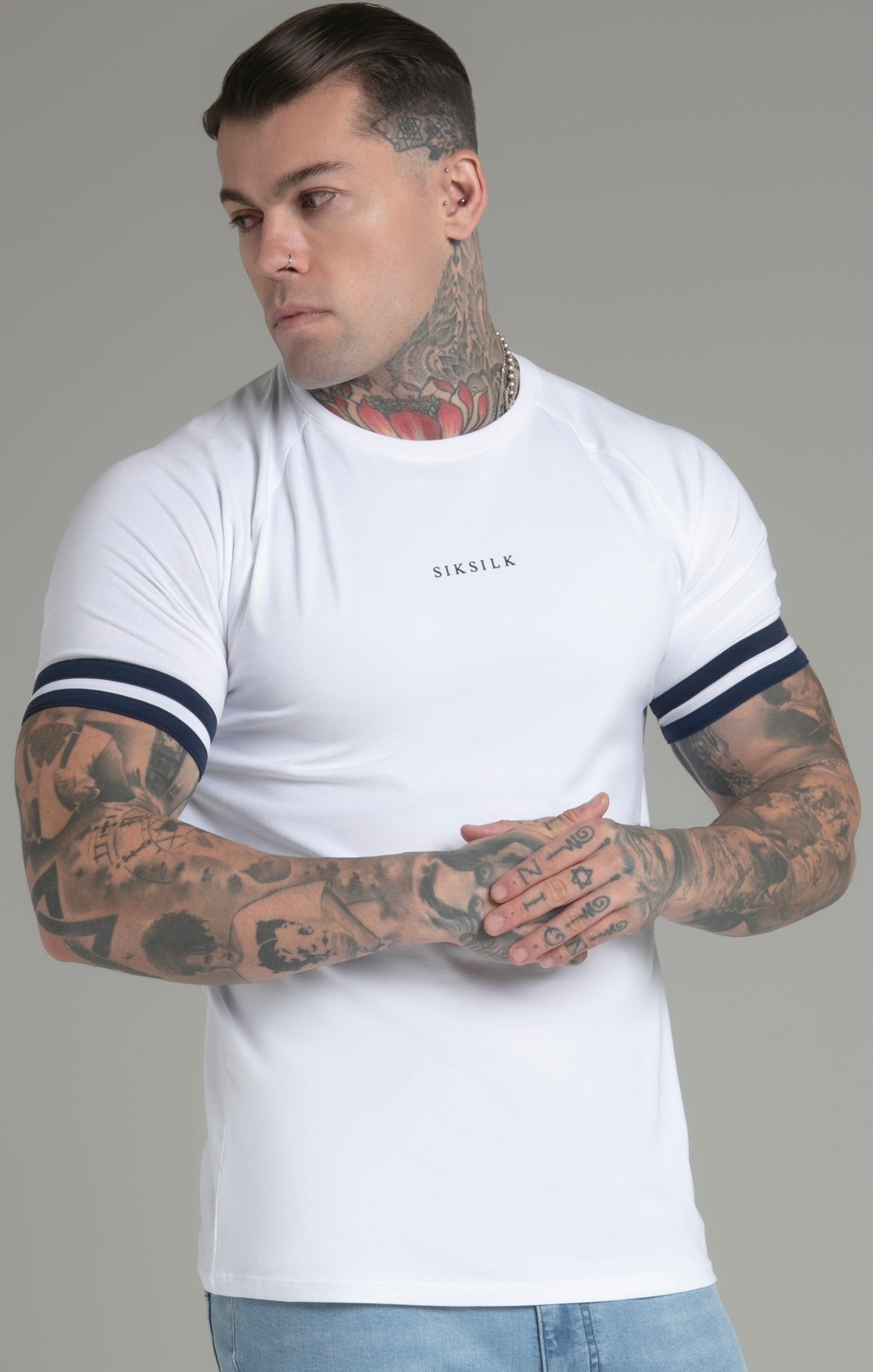 T-shirt Tournament en blanc T-shirts SikSilk   