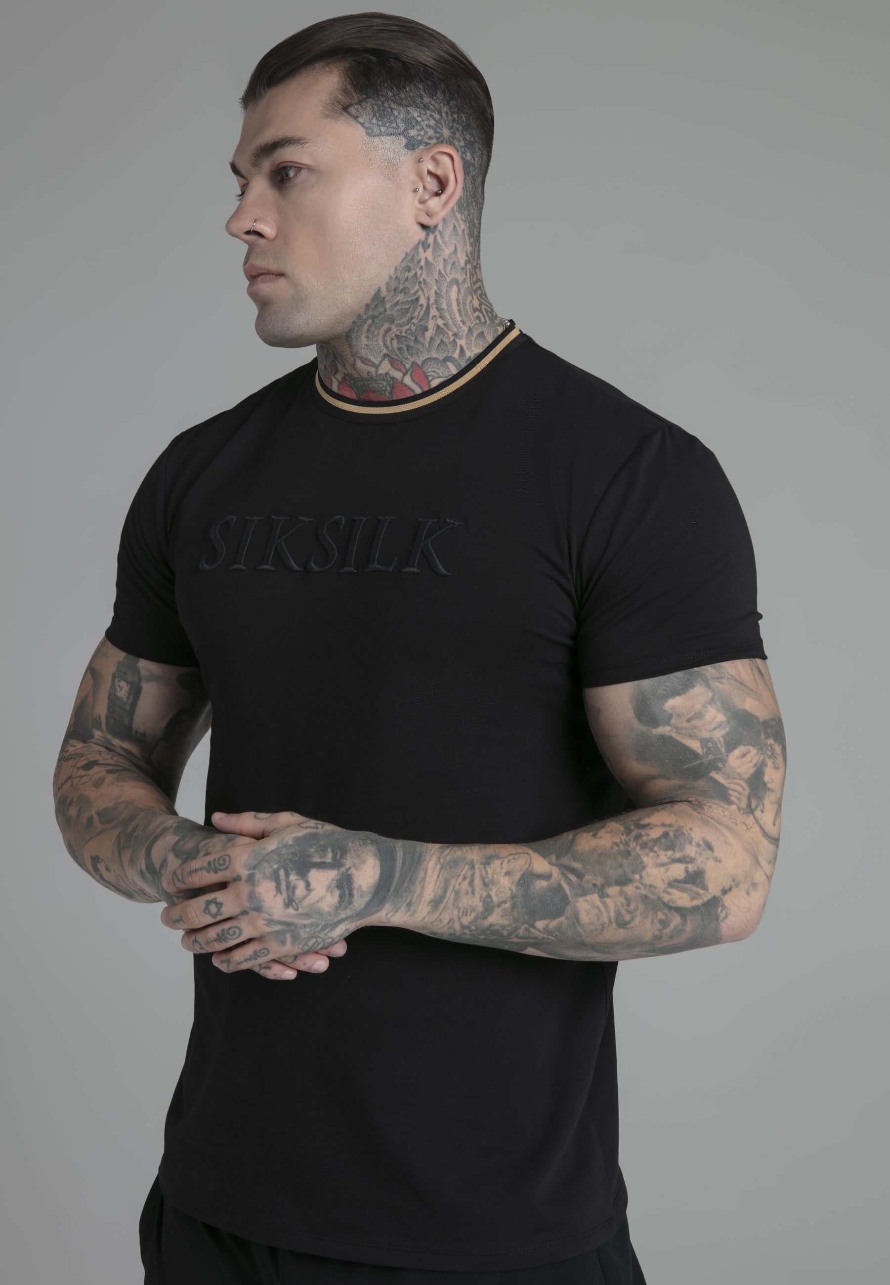 T-shirt à logo en T-shirts noirs SikSilk   